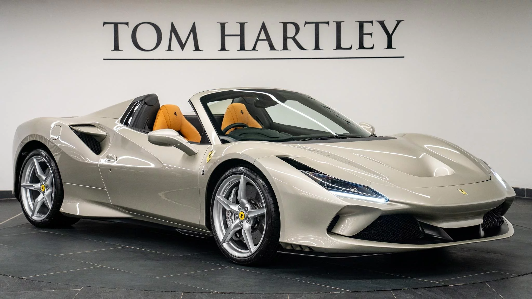 Grigio Ingrid Ferrari F8