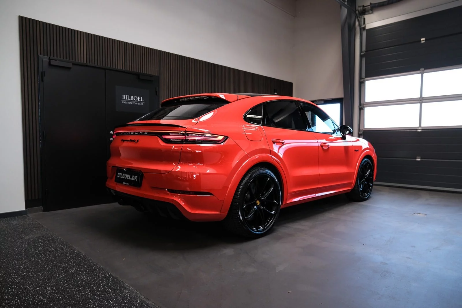Lava Orange Porsche Cayenne