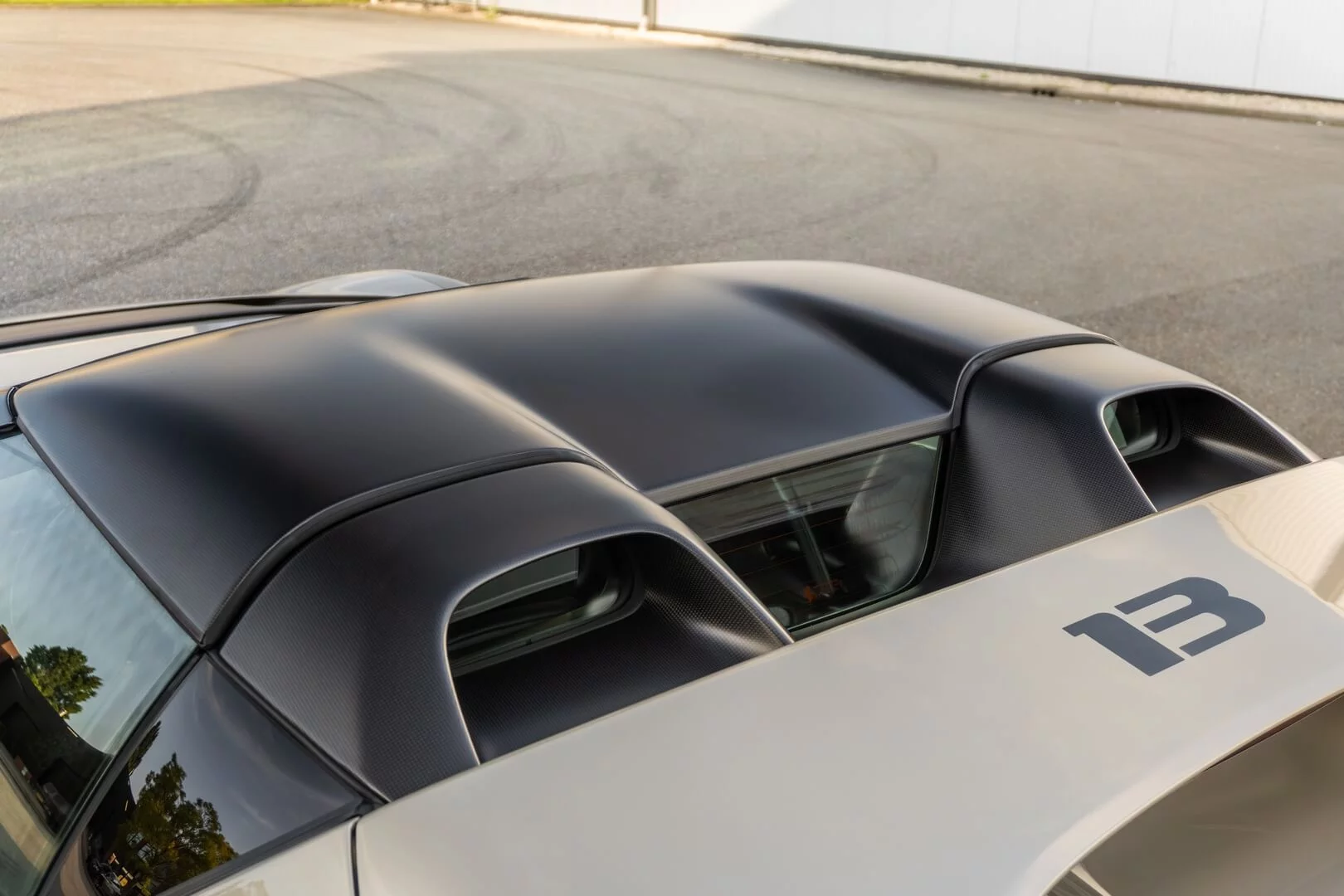 Nuovo Grigio Ingrid Ferrari 812