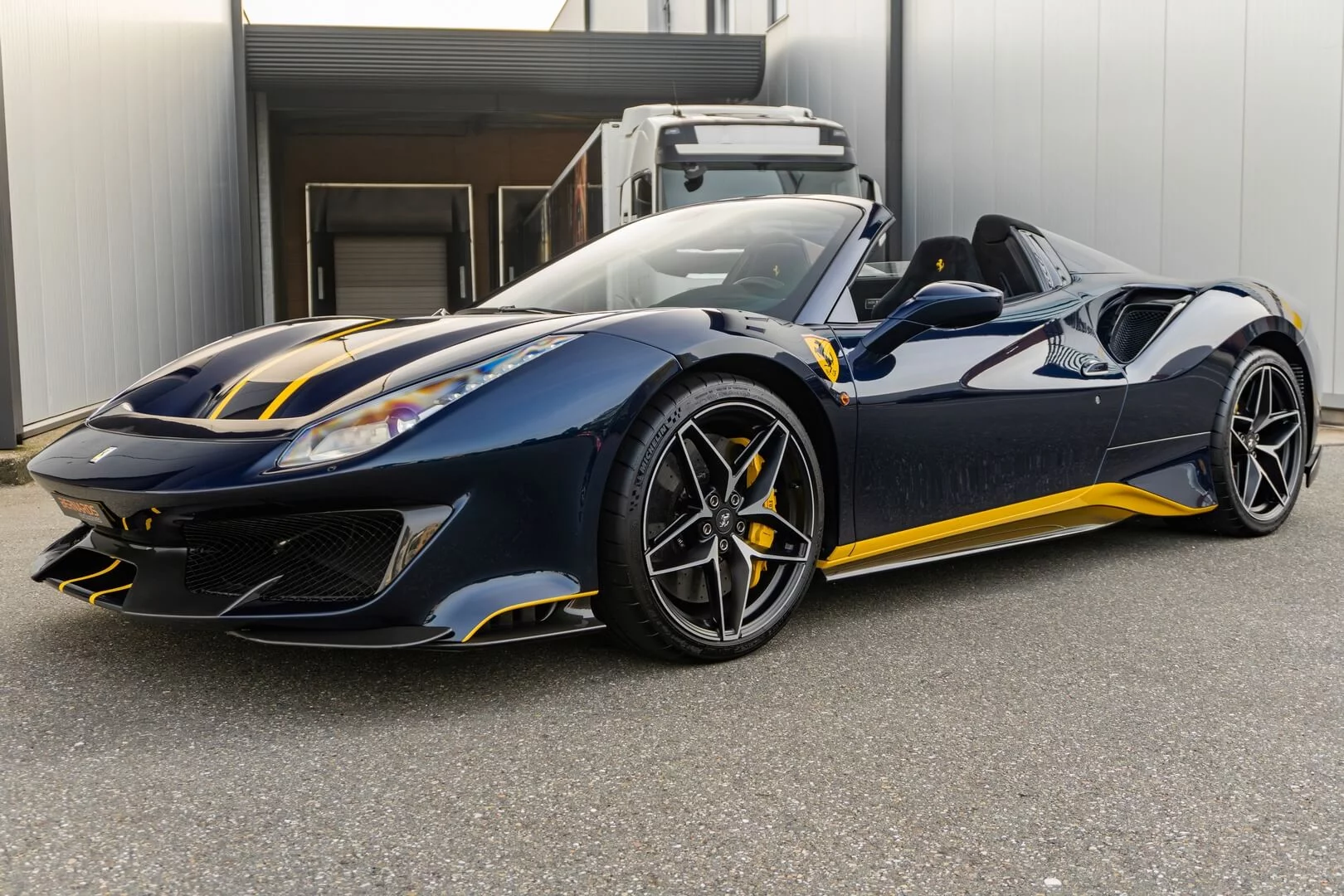 Blu Hembery Ferrari 488