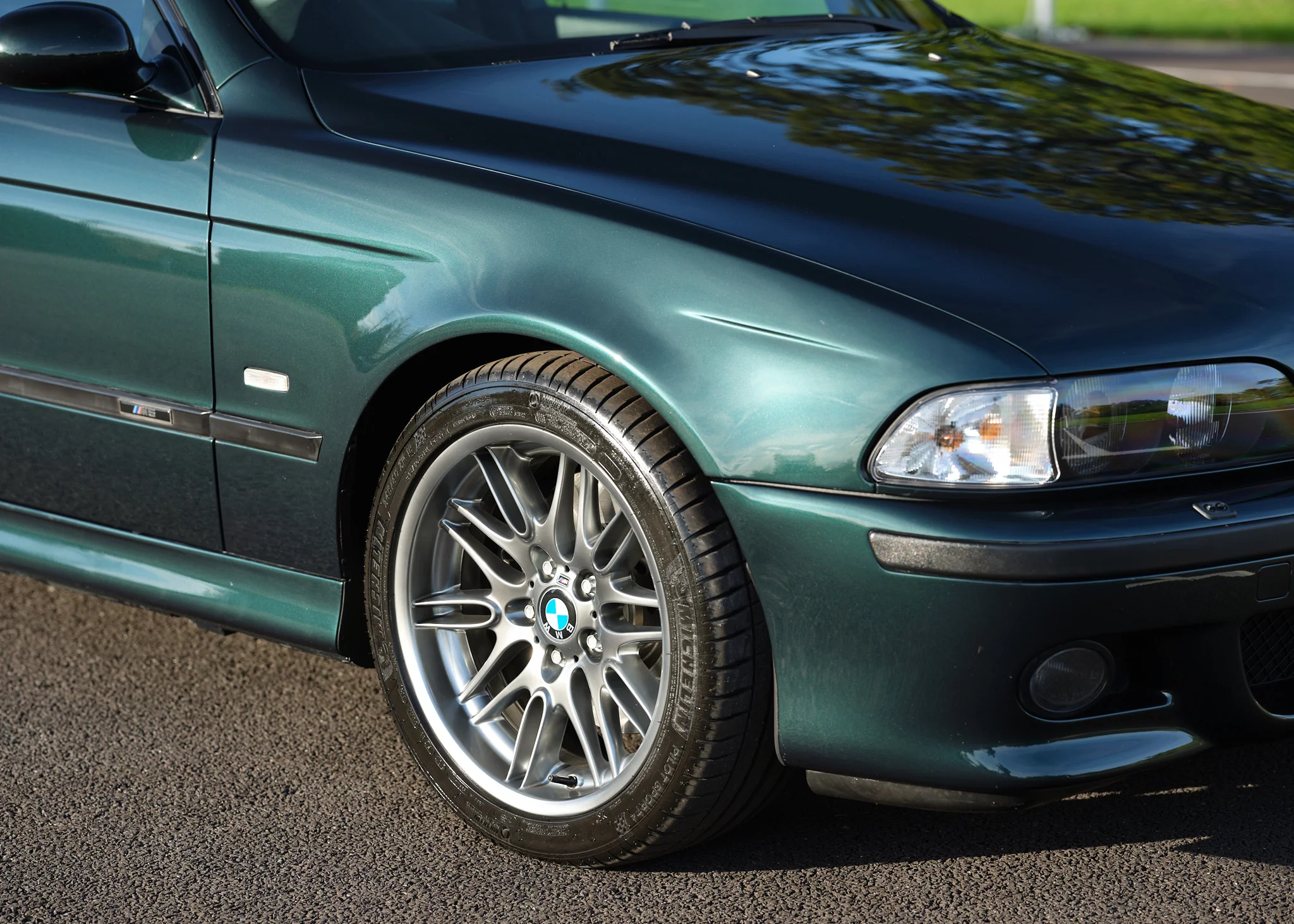 Oxford Green II BMW M5