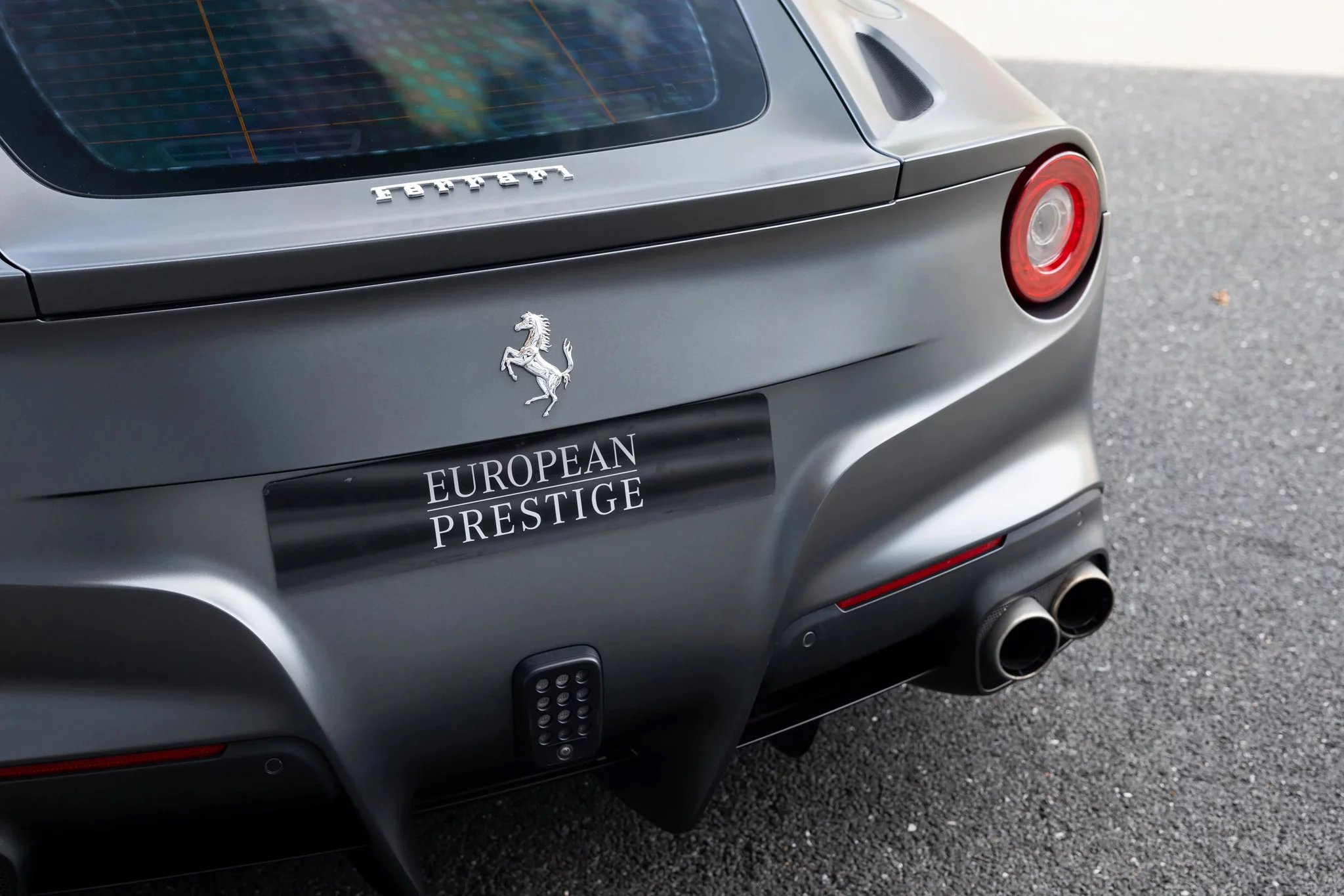 Grigio Silverstone Opaco Ferrari F12