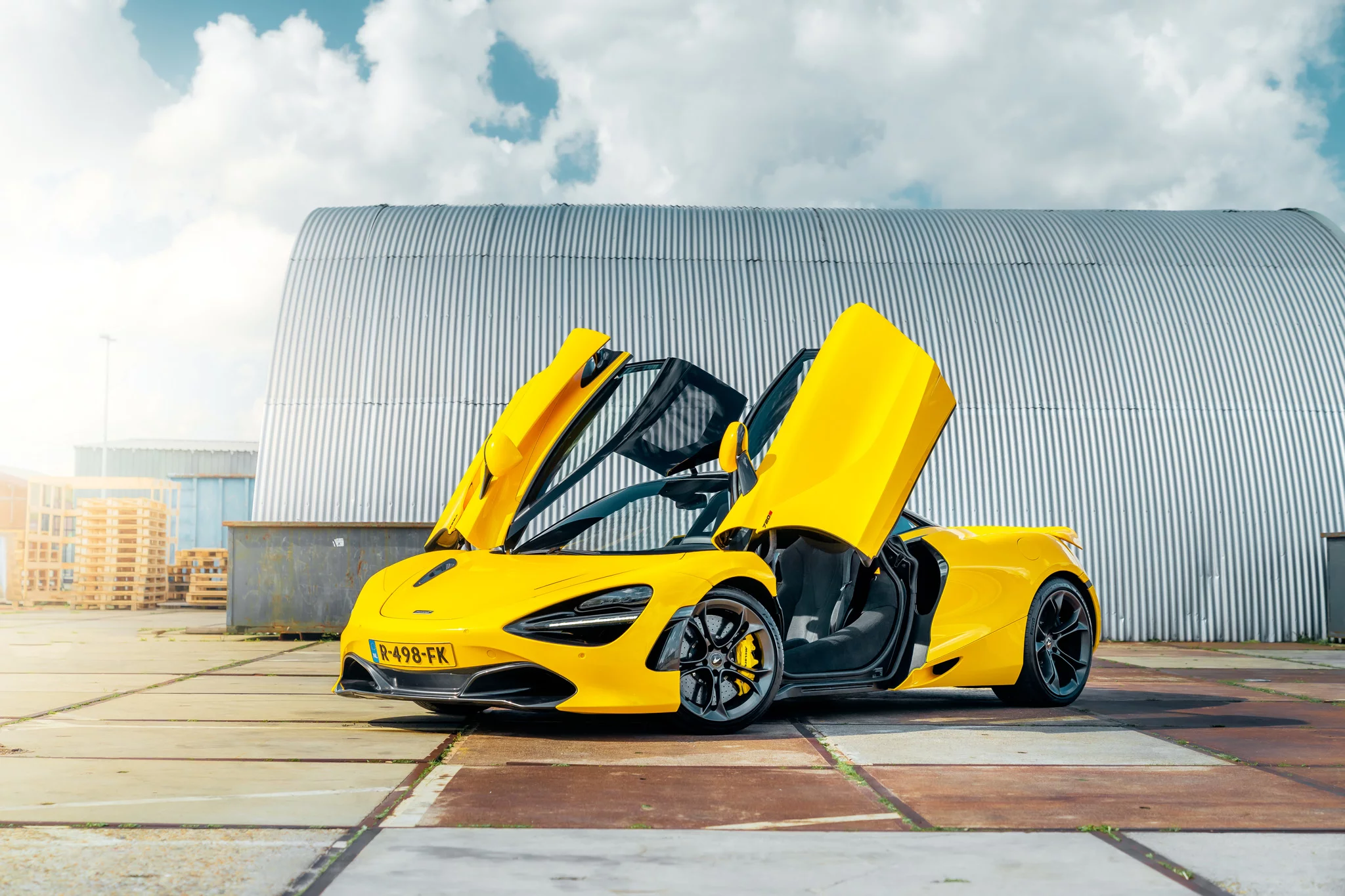 Volcano Yellow McLaren 720S