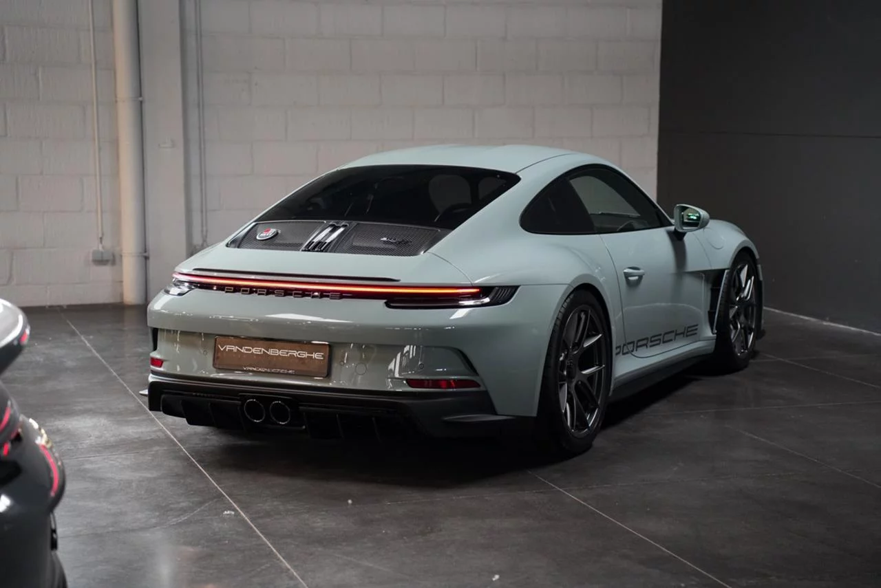 Shade Green Metallic Porsche 911 S/T
