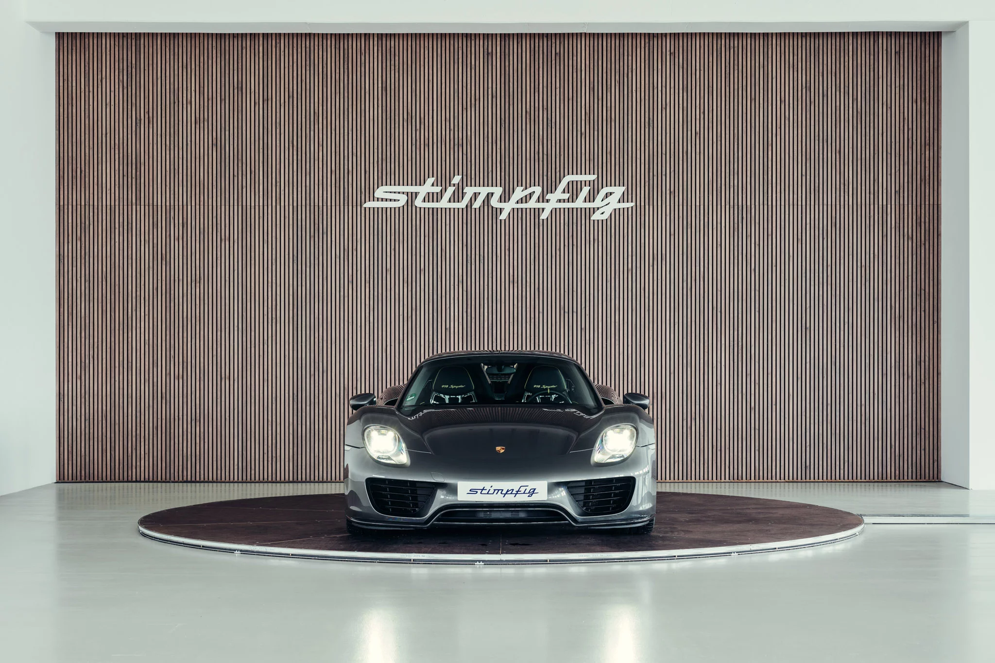 Meteor Grey Metallic Porsche 918 Spyder