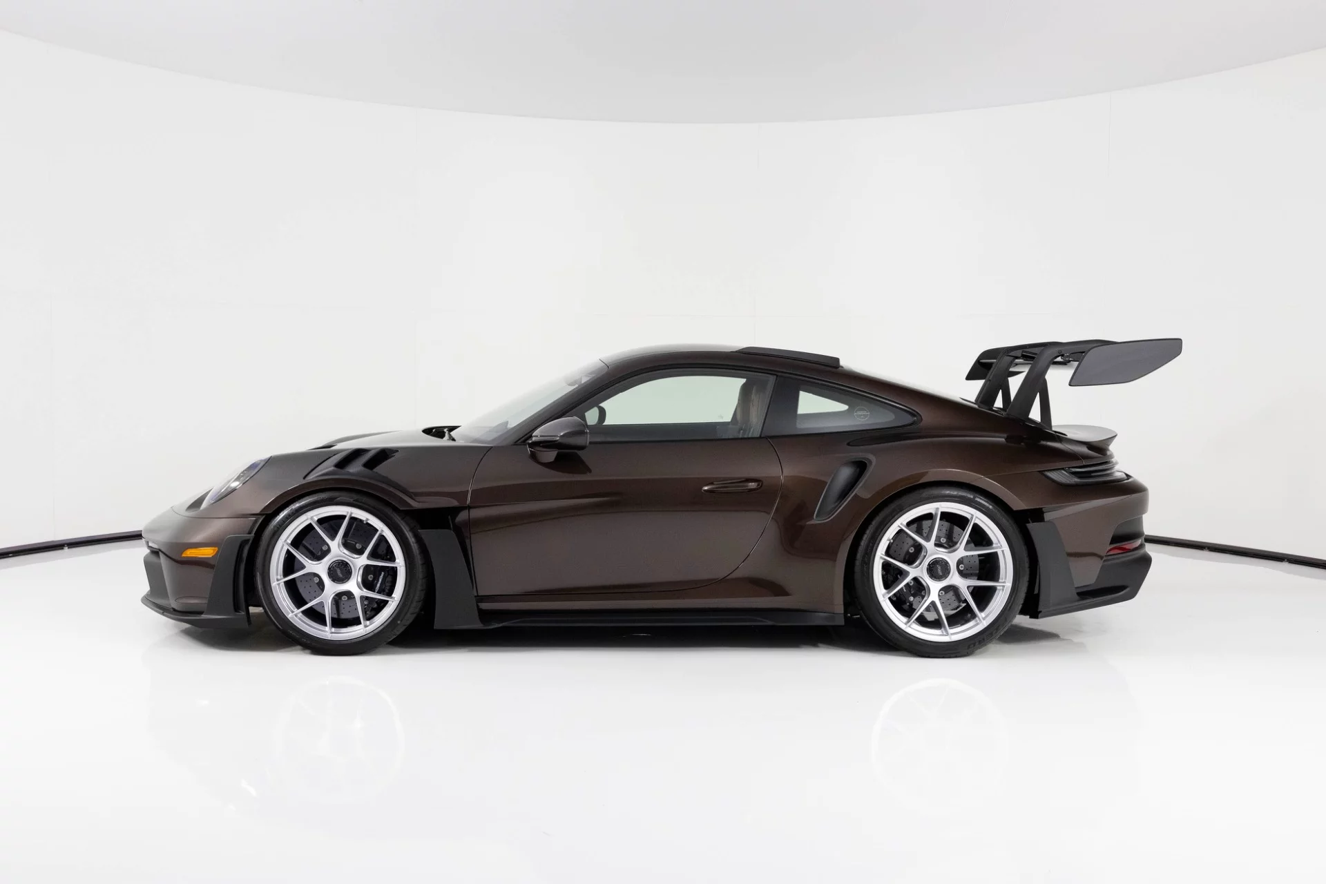 Macadamia Metallic Porsche 911 GT3 RS