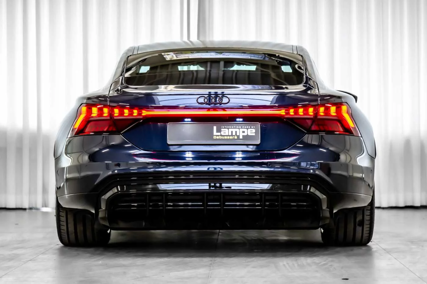 Night Blue Audi e-tron GT