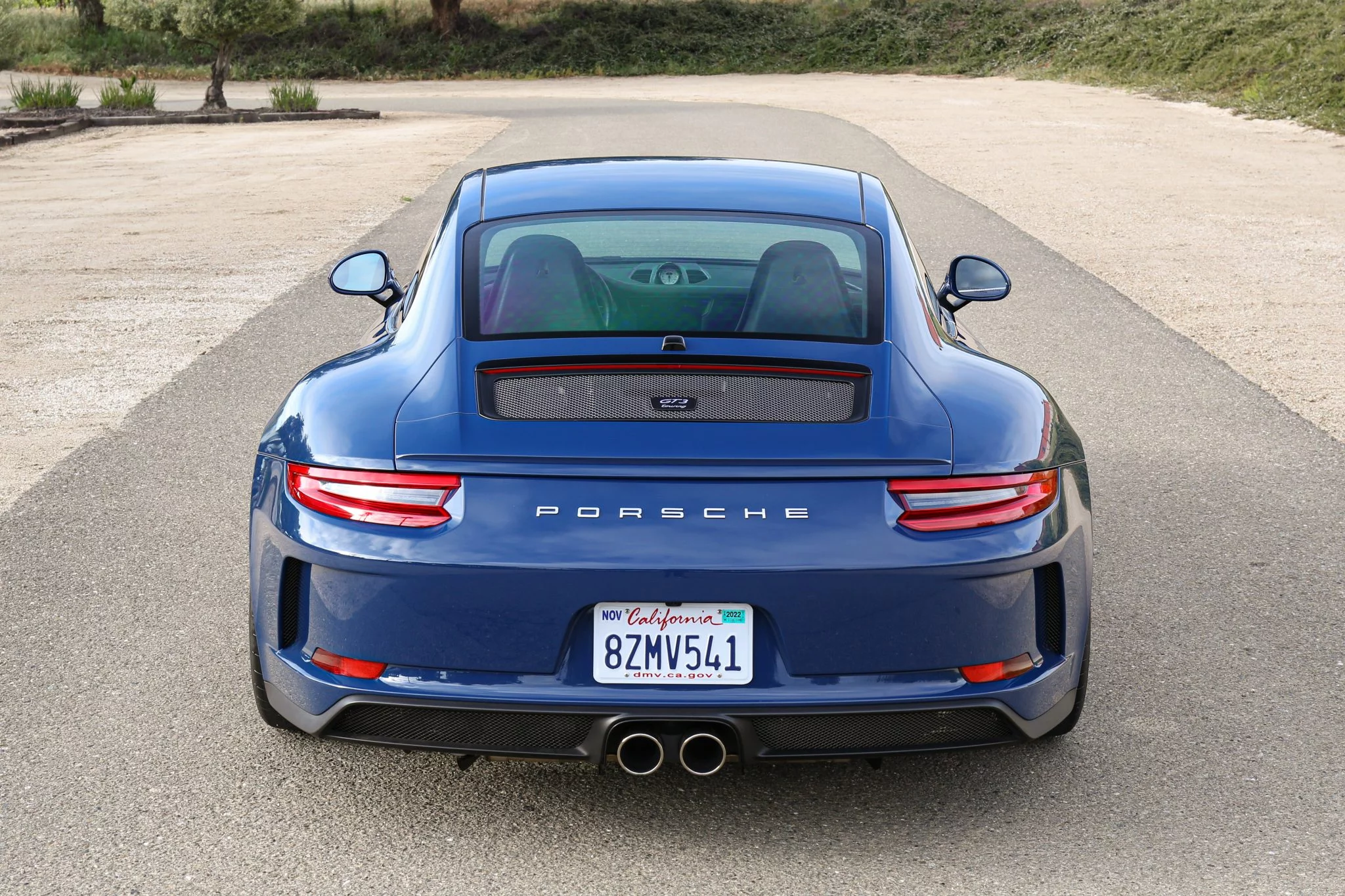 Pantone 296C Porsche 911 GT3