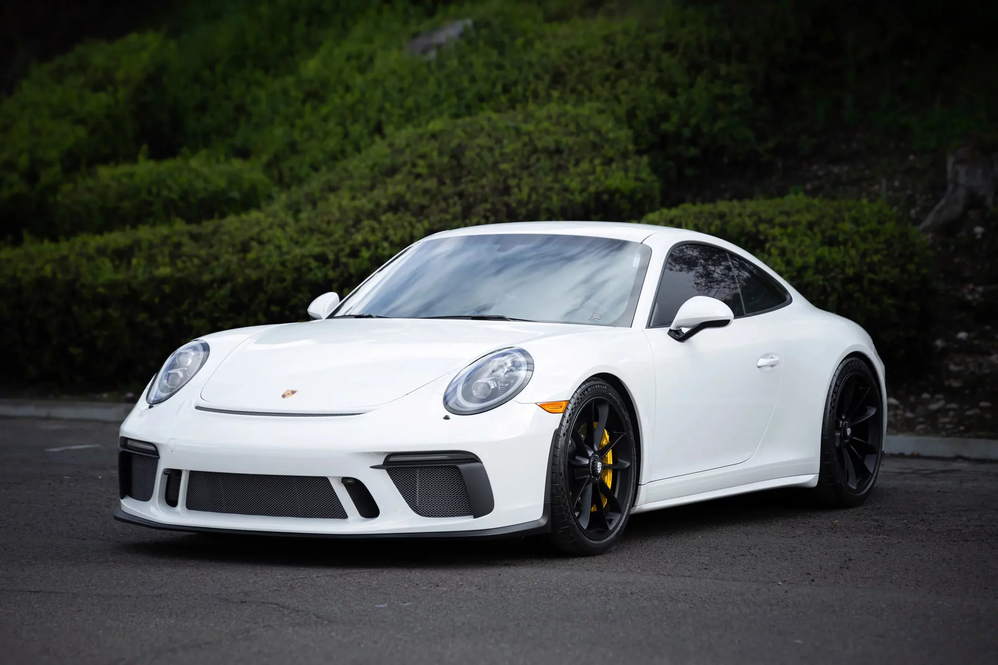 Carrara White Metallic Porsche 911 GT3