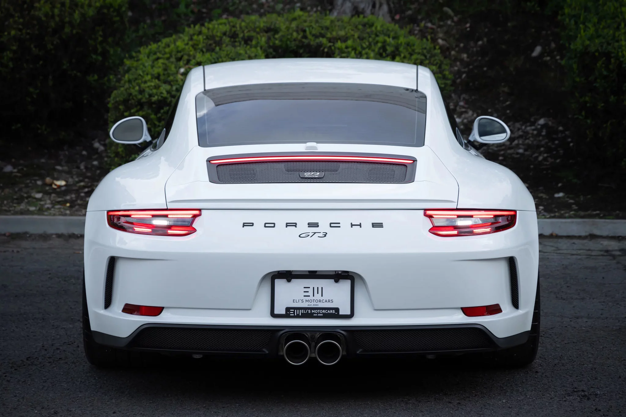 Carrara White Metallic Porsche 911 GT3