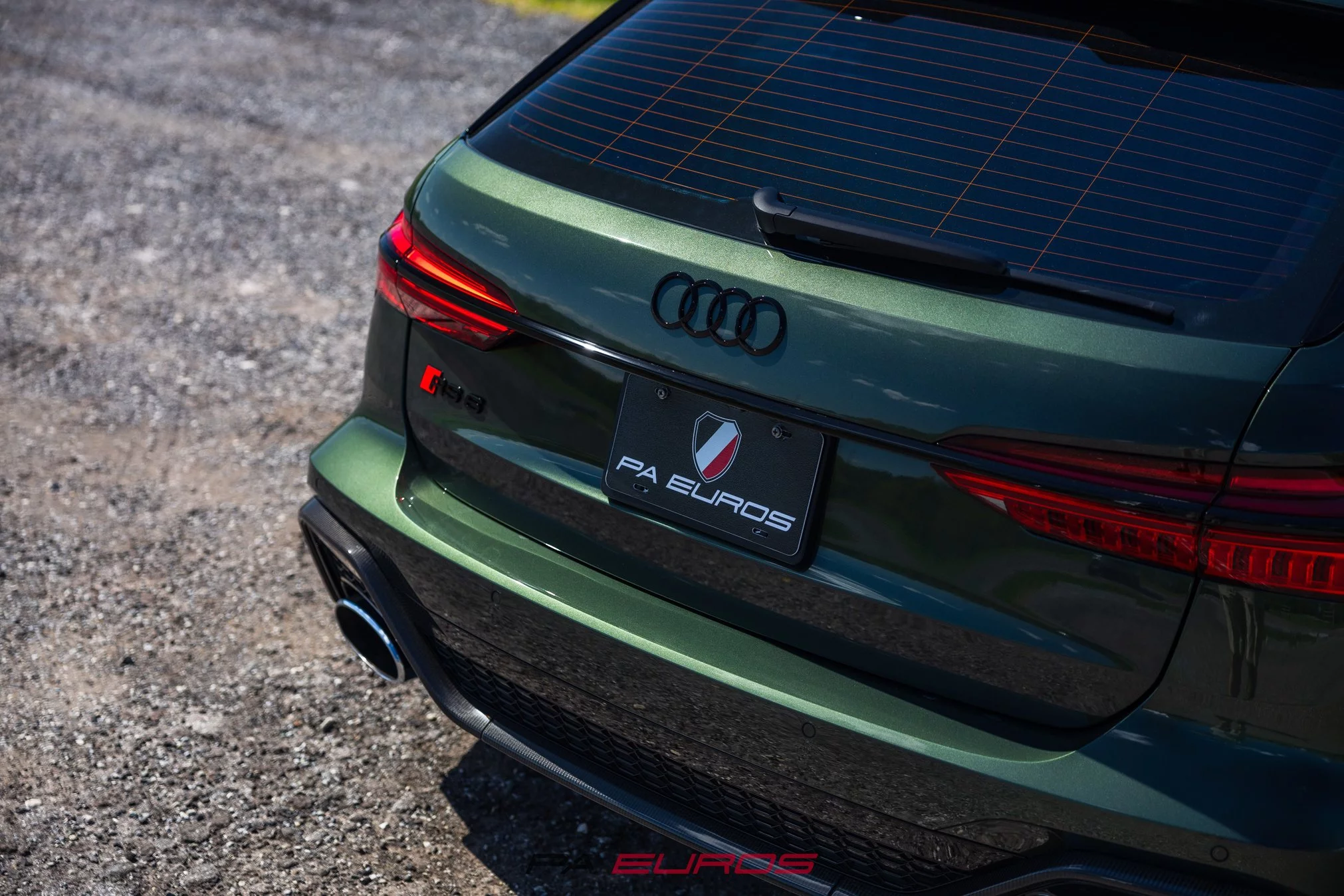 Oak Green Metallic Audi RS6 Avant