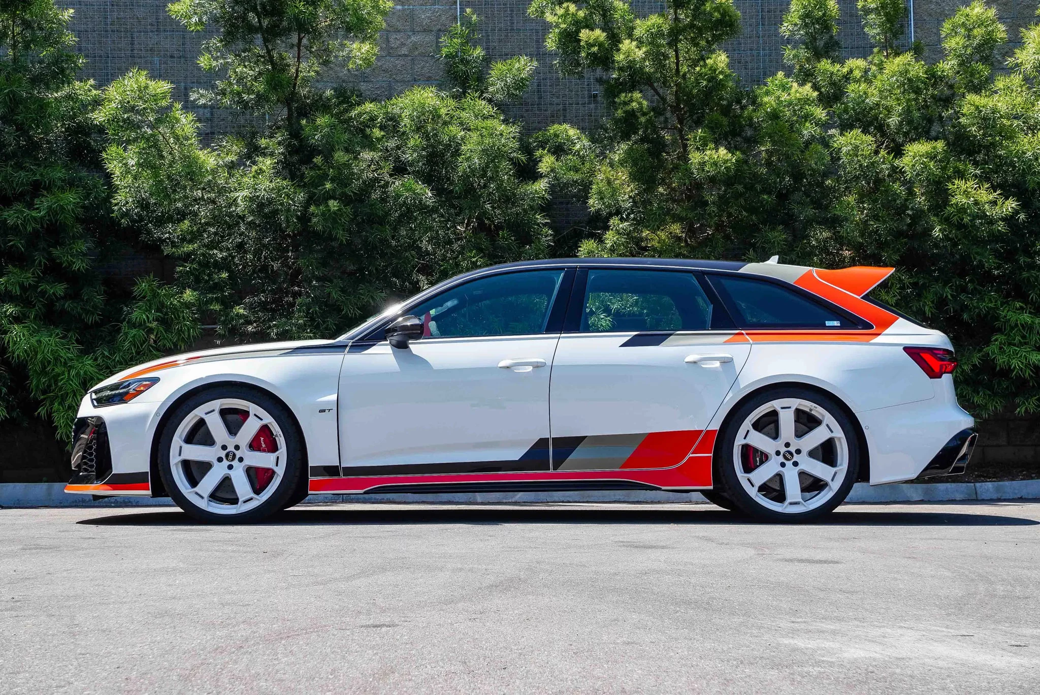 Arkona White Audi RS6 Avant
