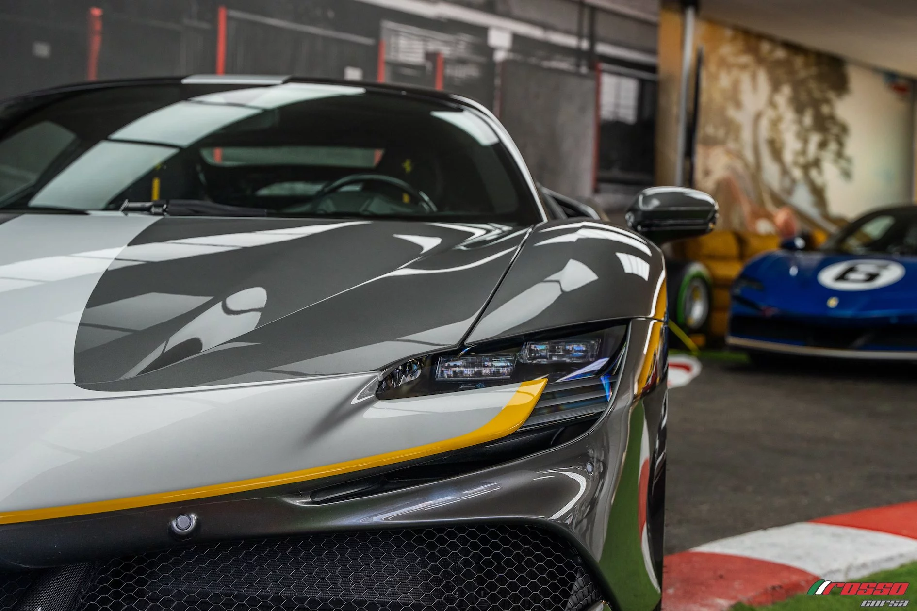 Grigio Ferro Ferrari SF90