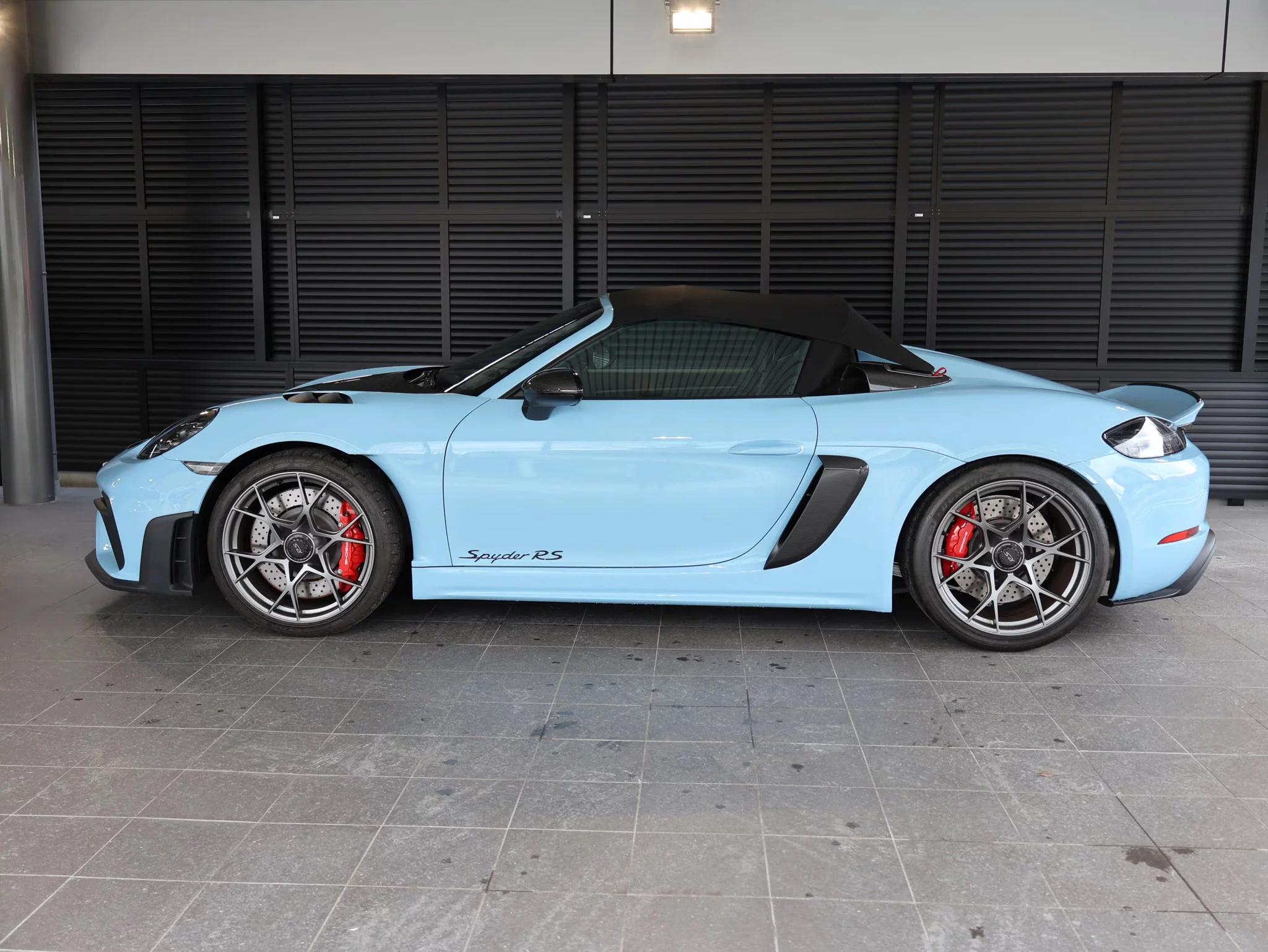 Gulf Blue Porsche 718 Spyder RS