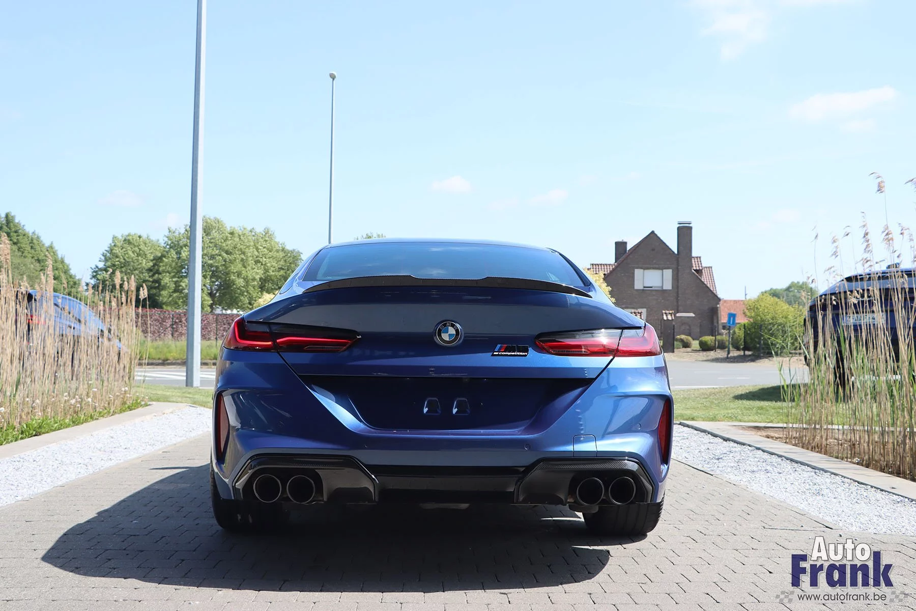 Metropolitan Blue BMW M8