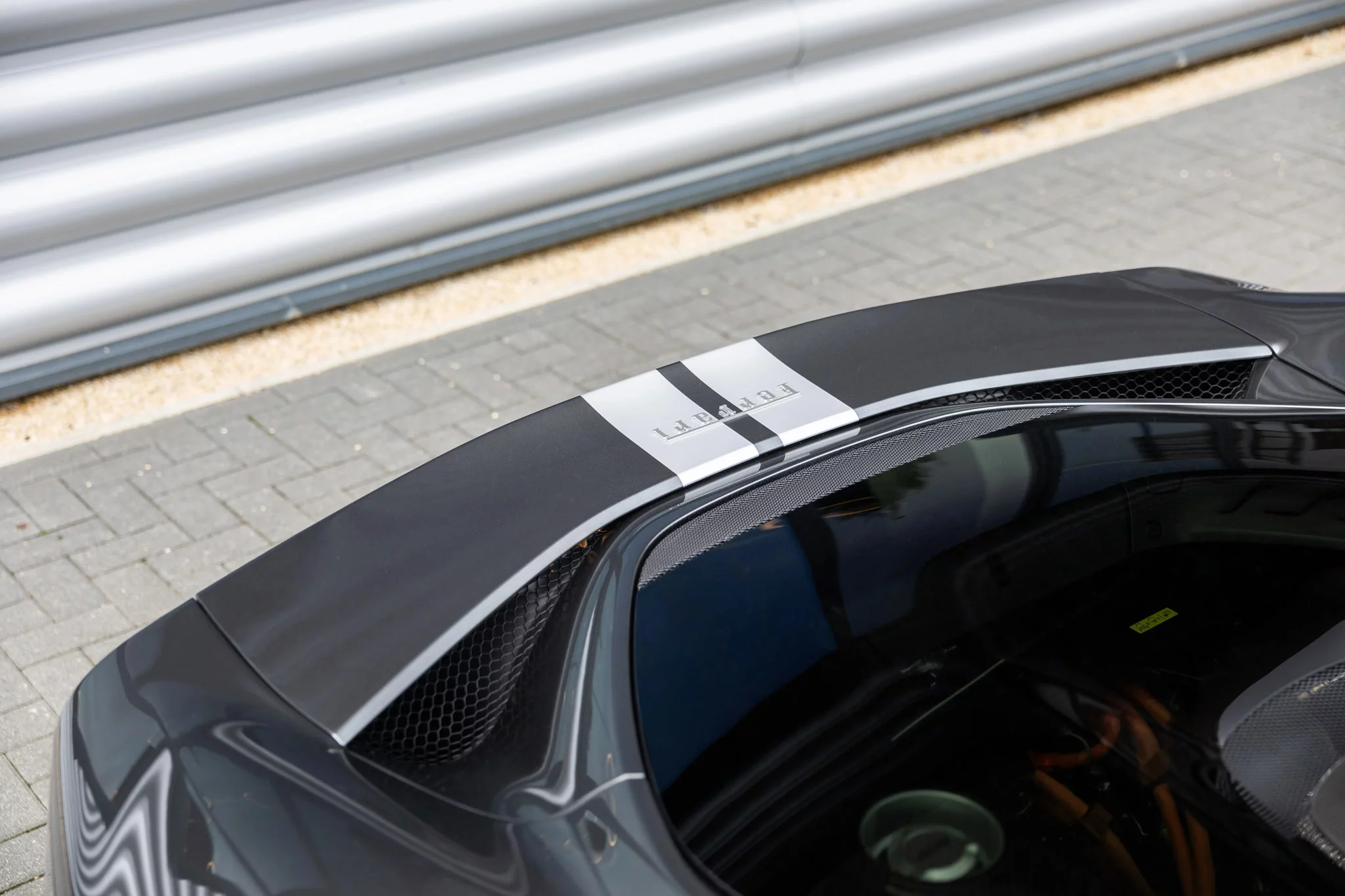 Grigio Silverstone Ferrari 296