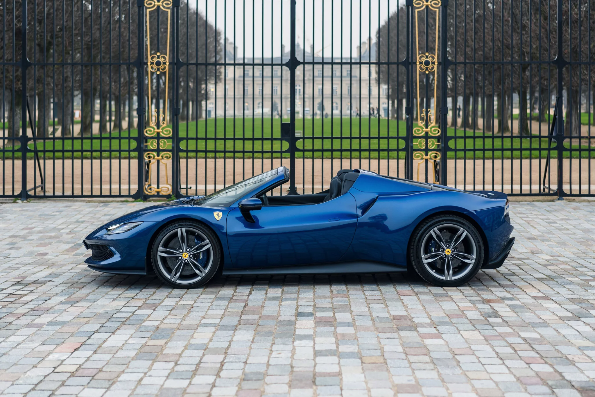 Blu Tour de France 70 Ferrari 296