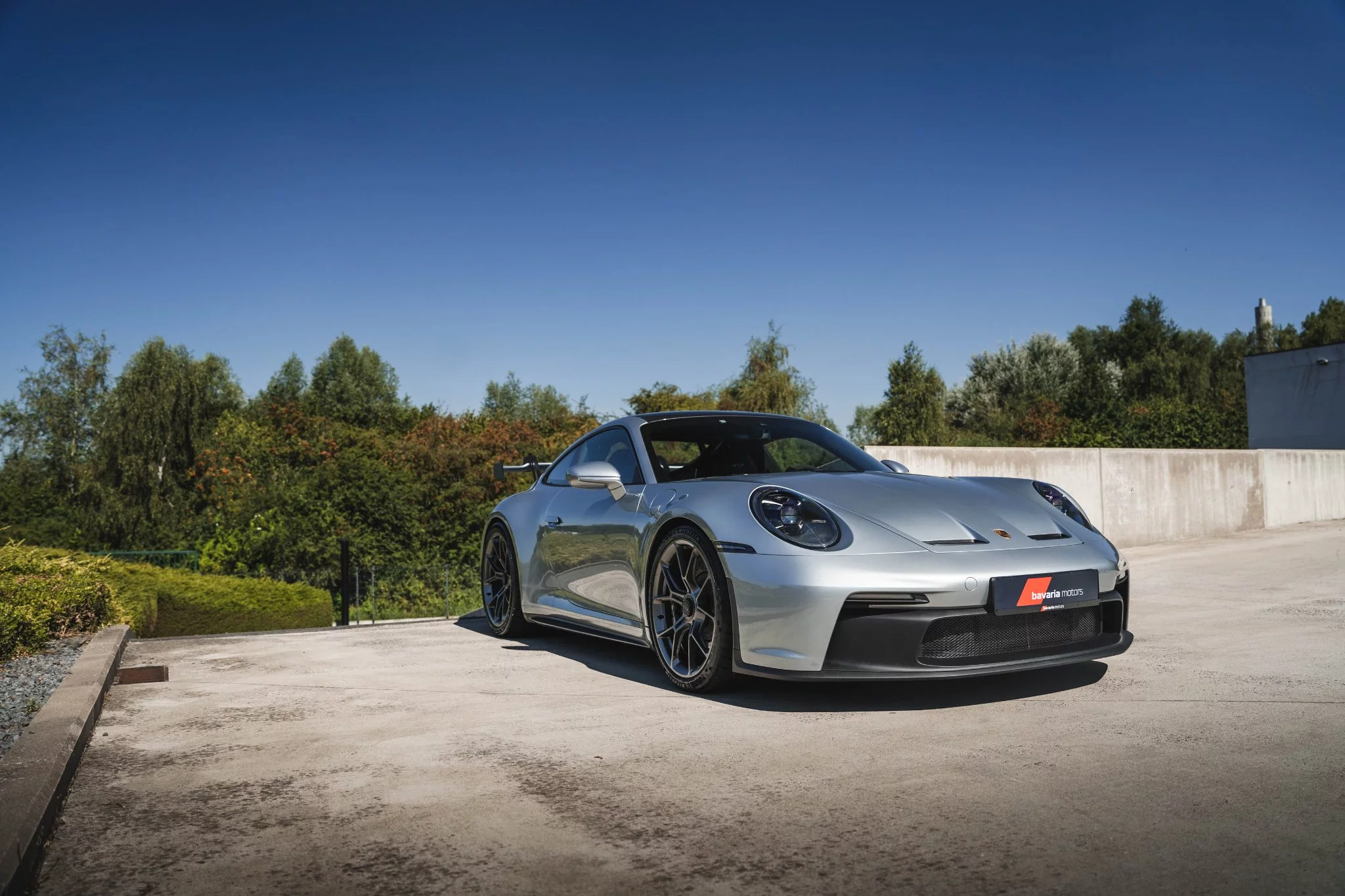 Dolomite Silver Metallic Porsche 911 GT3