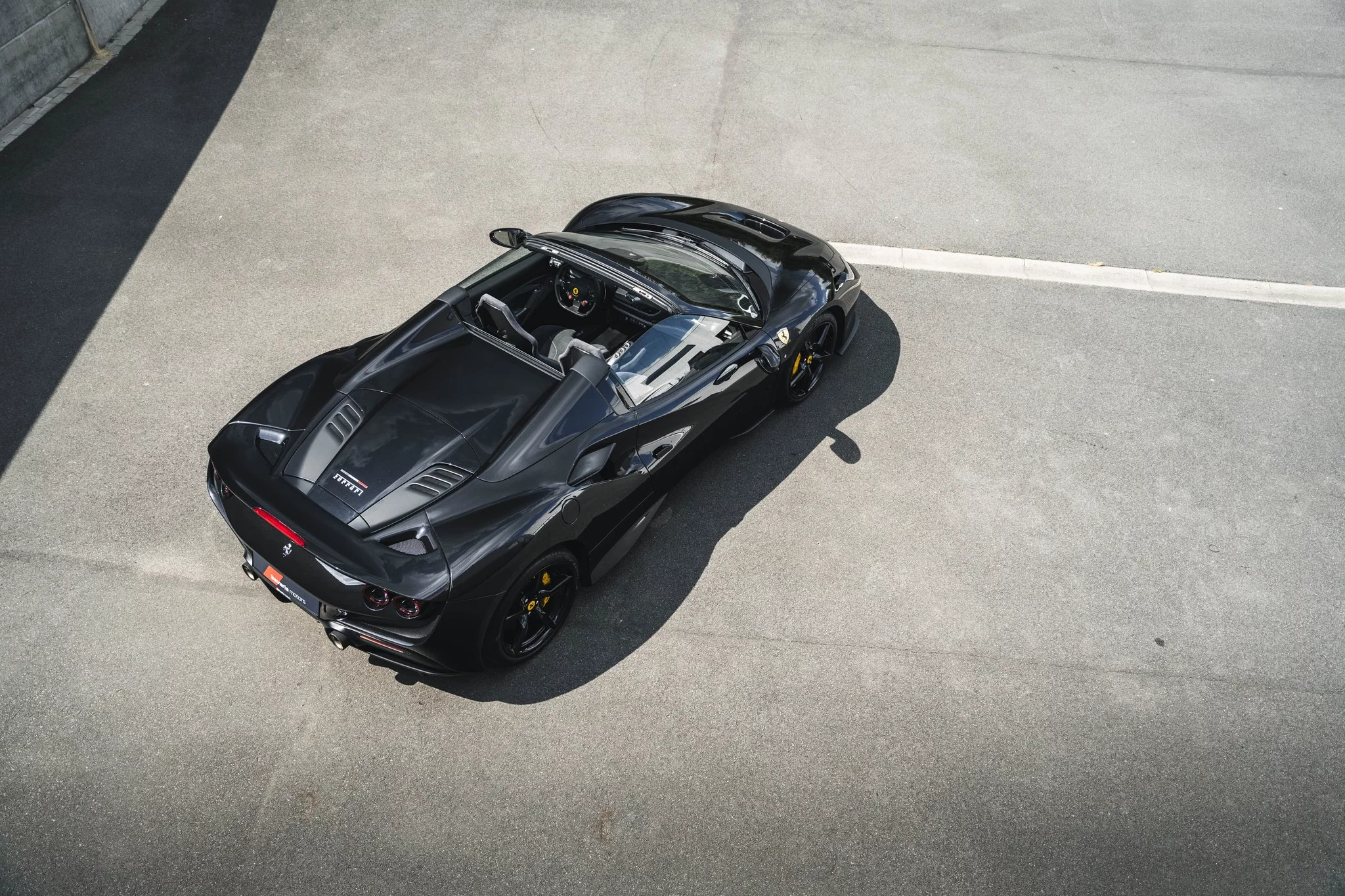 Nero Daytona Ferrari F8