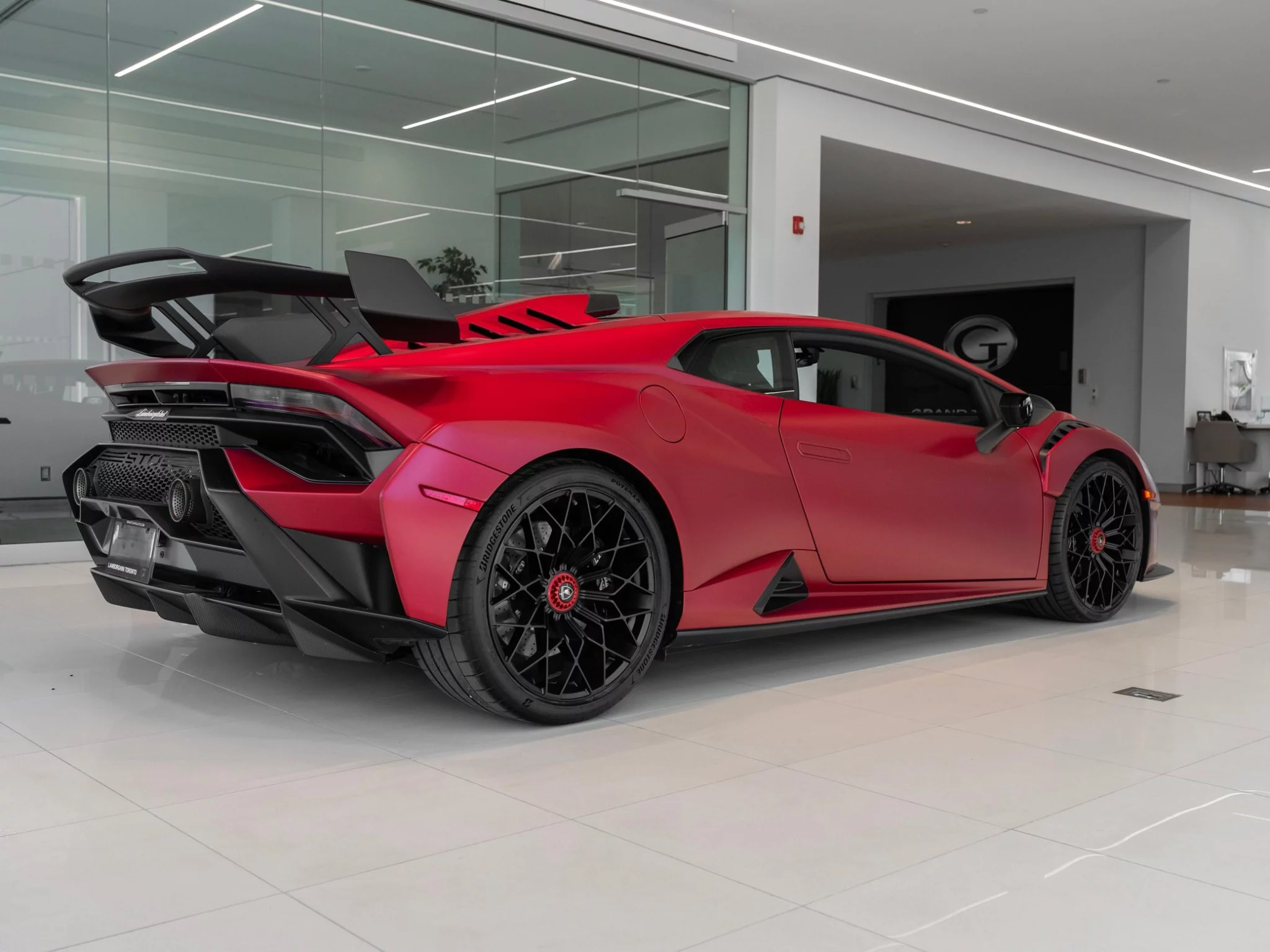 Rosso Pyra Lamborghini Huracán
