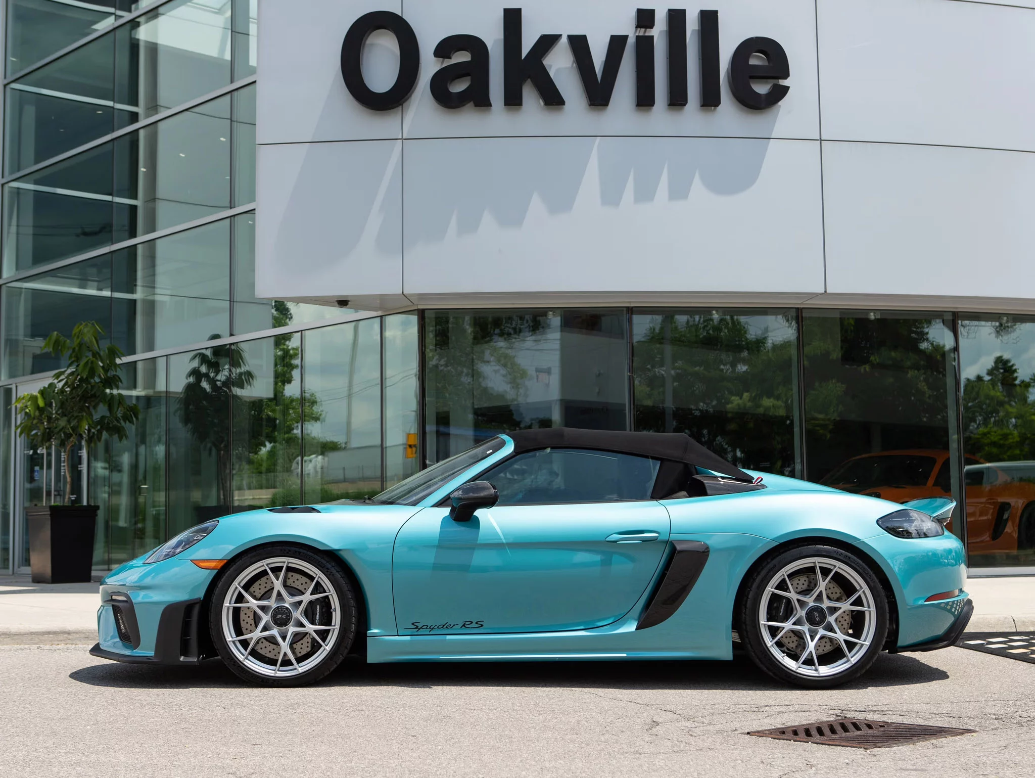 Ipanema Blue Metallic Porsche 718 Spyder RS