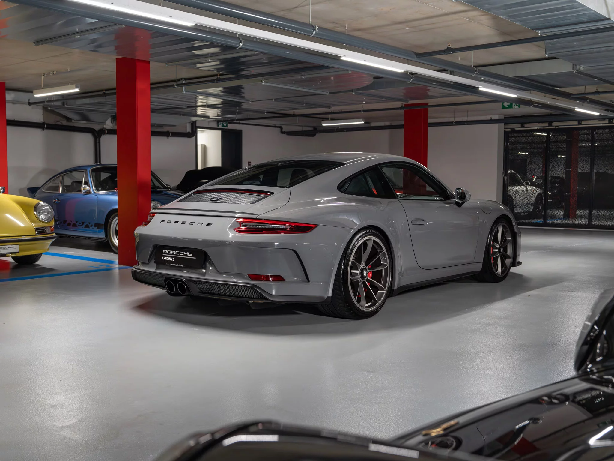 China Grey Porsche 911 GT3