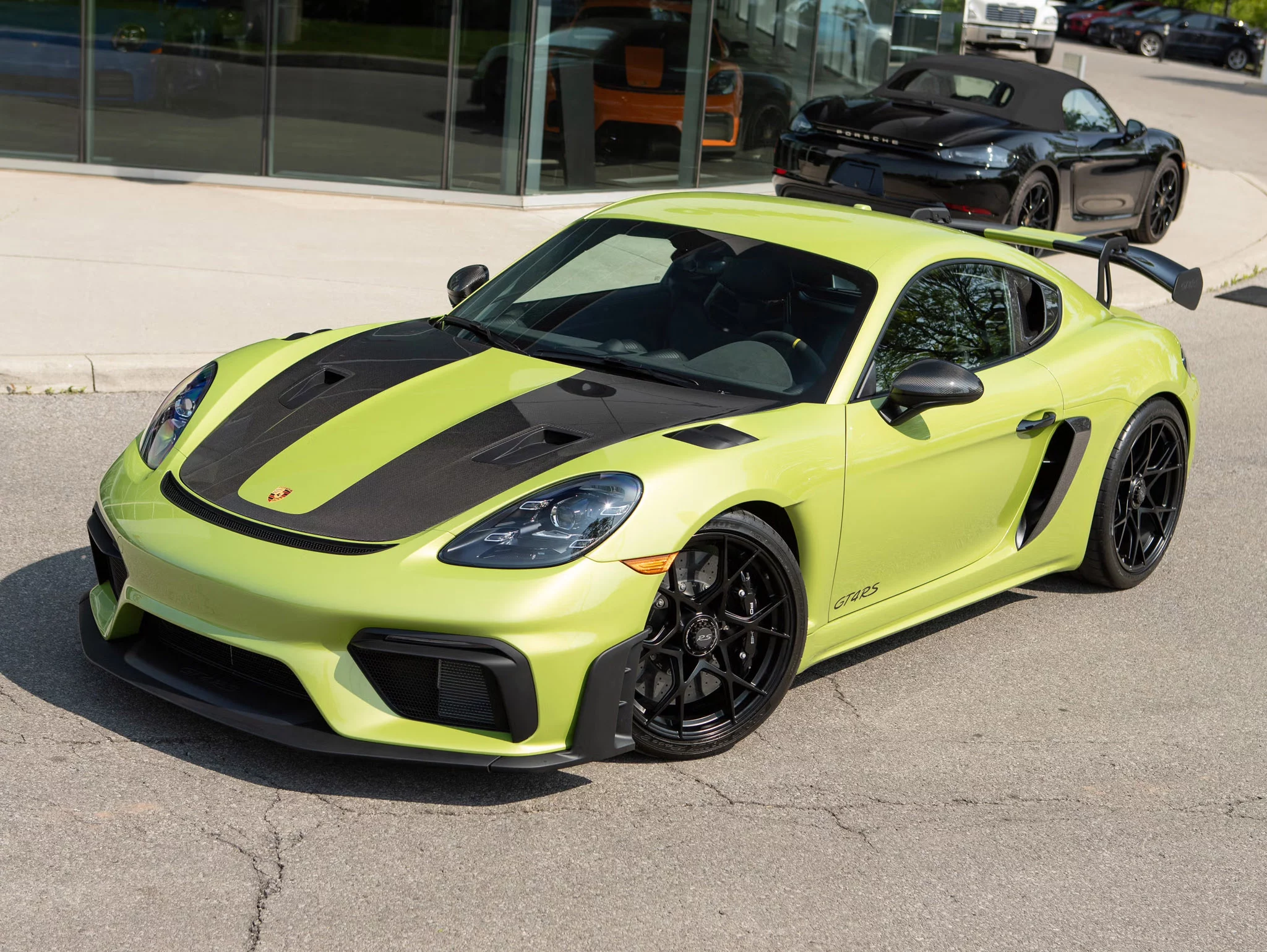 Peridot Metallic Porsche 718 Cayman GT4 RS