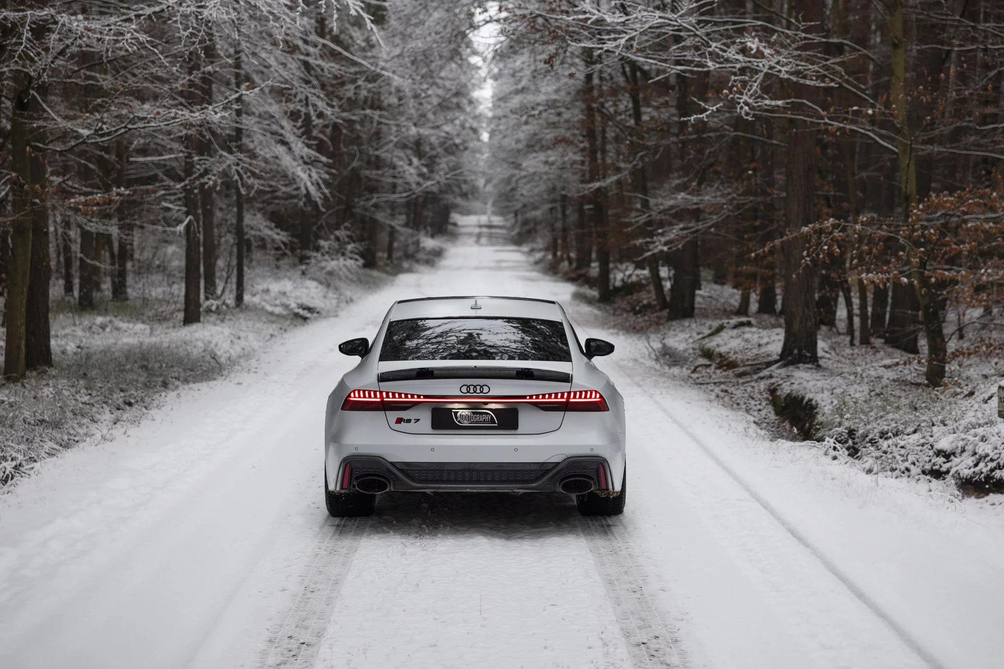 Glacier White Matte Audi RS7 Sportback