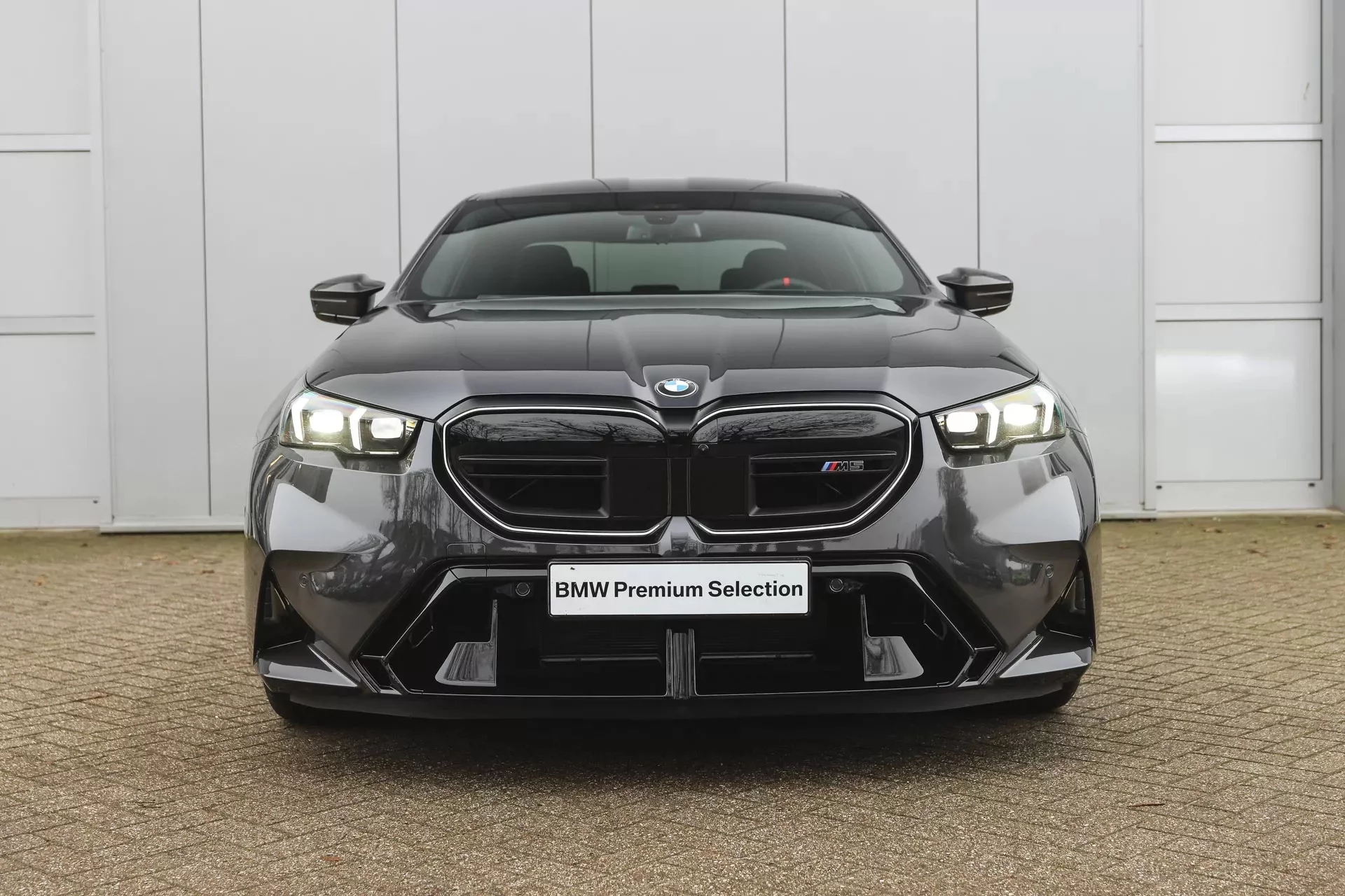 Sophisto Grey II BMW M5