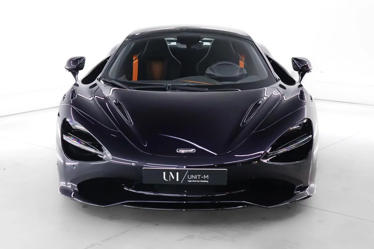 Amethyst Black McLaren 750S