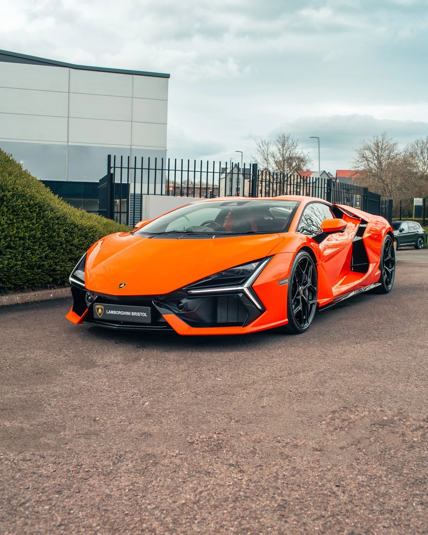 Arancio Apodis Lamborghini Revuelto