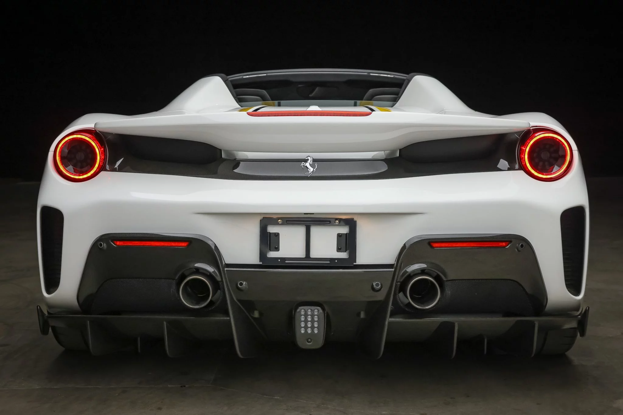 Bianco King Ferrari 488