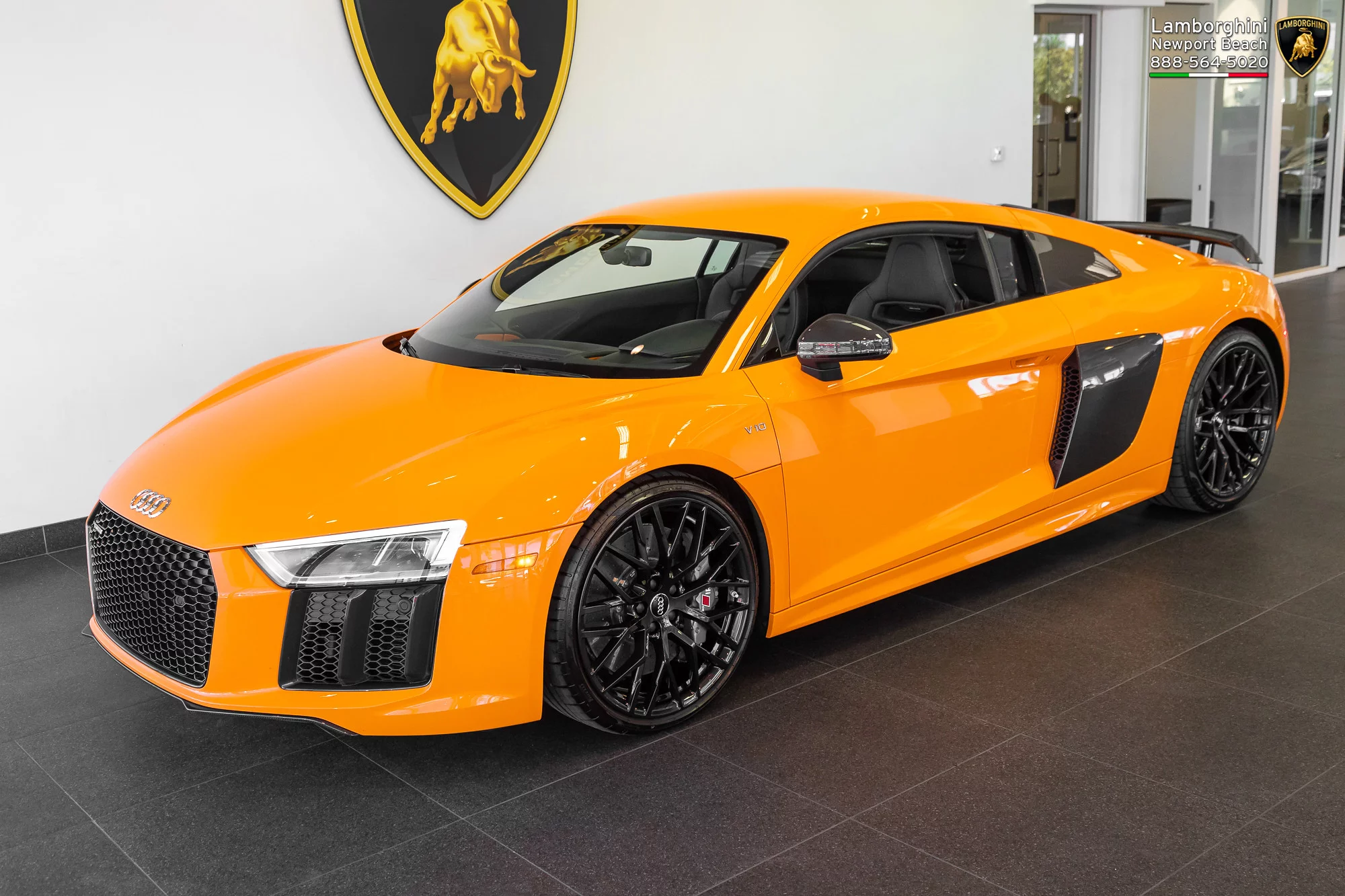 Solar Orange Audi R8