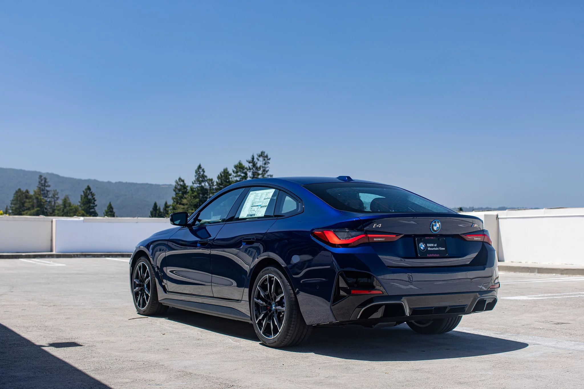 Mauritius Blue BMW i4