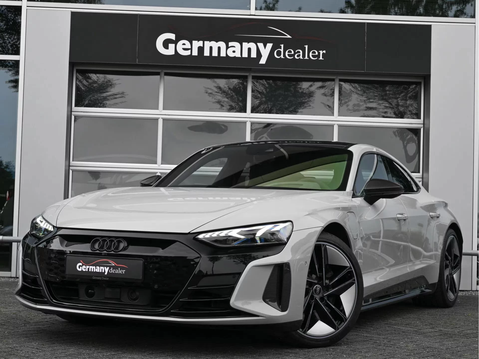 Crayon Audi RS e-tron GT