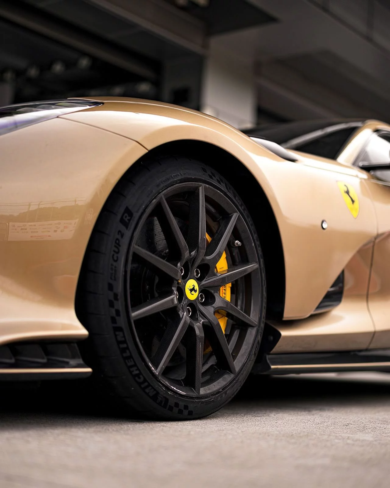 Oro Baviera Ferrari 812