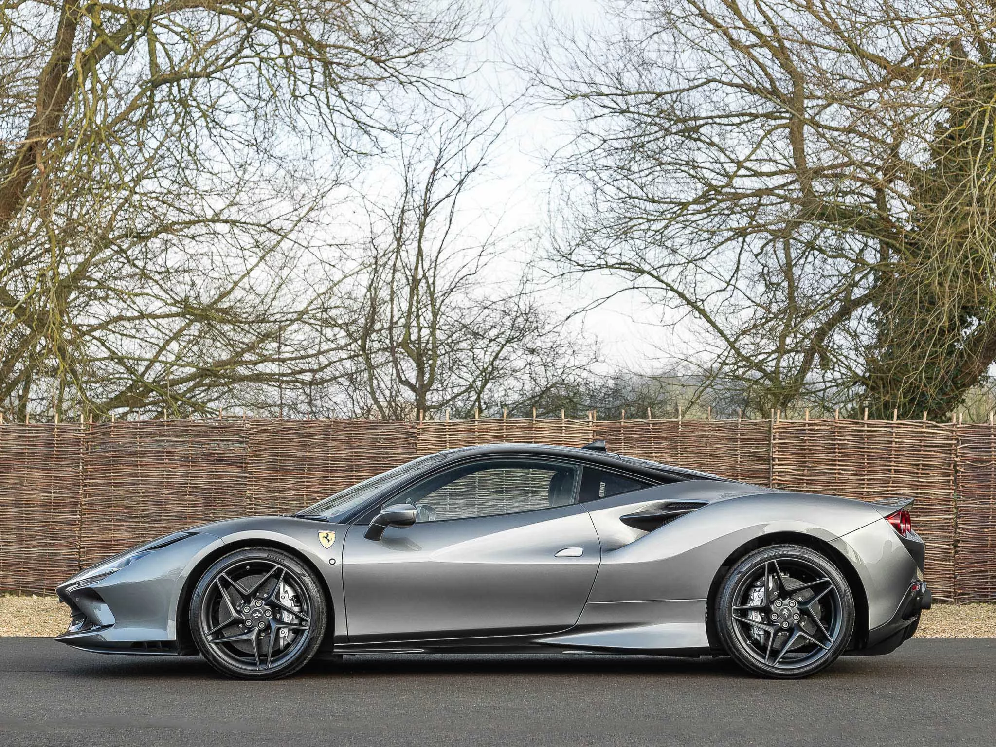 Grigio Ferro Ferrari F8