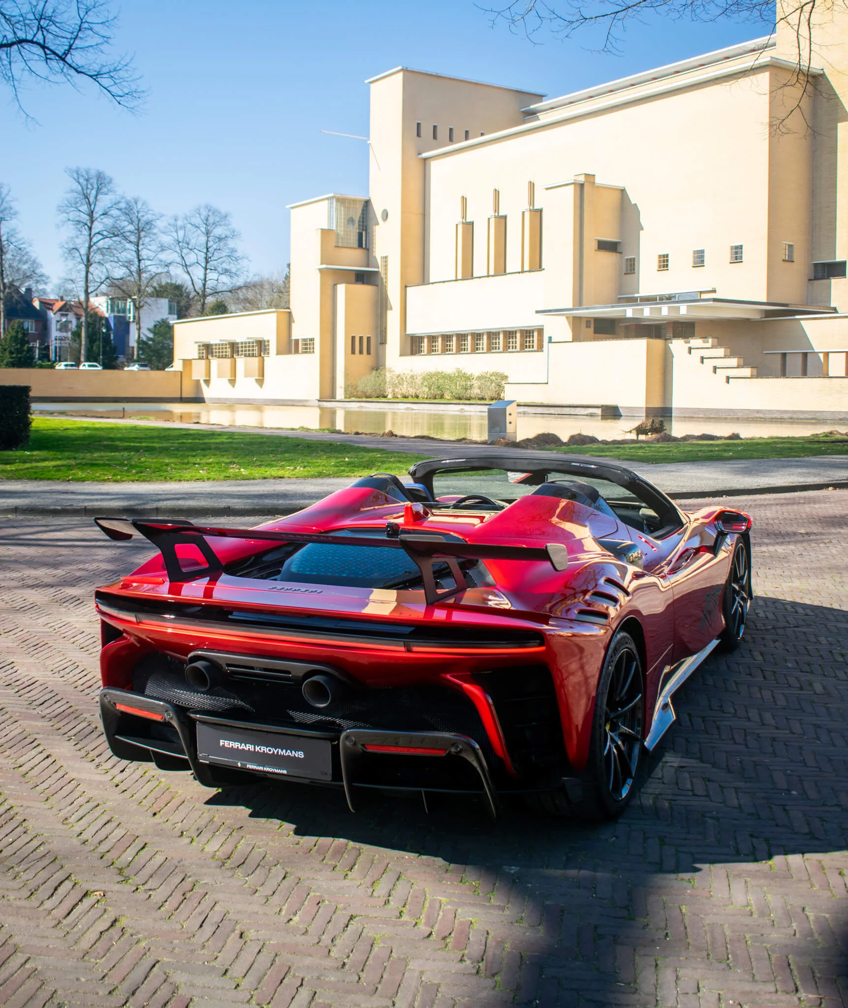 Rosso Magma Ferrari SF90