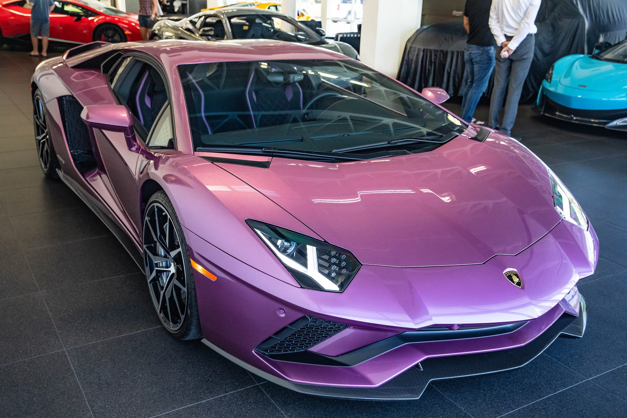 Viola SE30 Lamborghini Aventador
