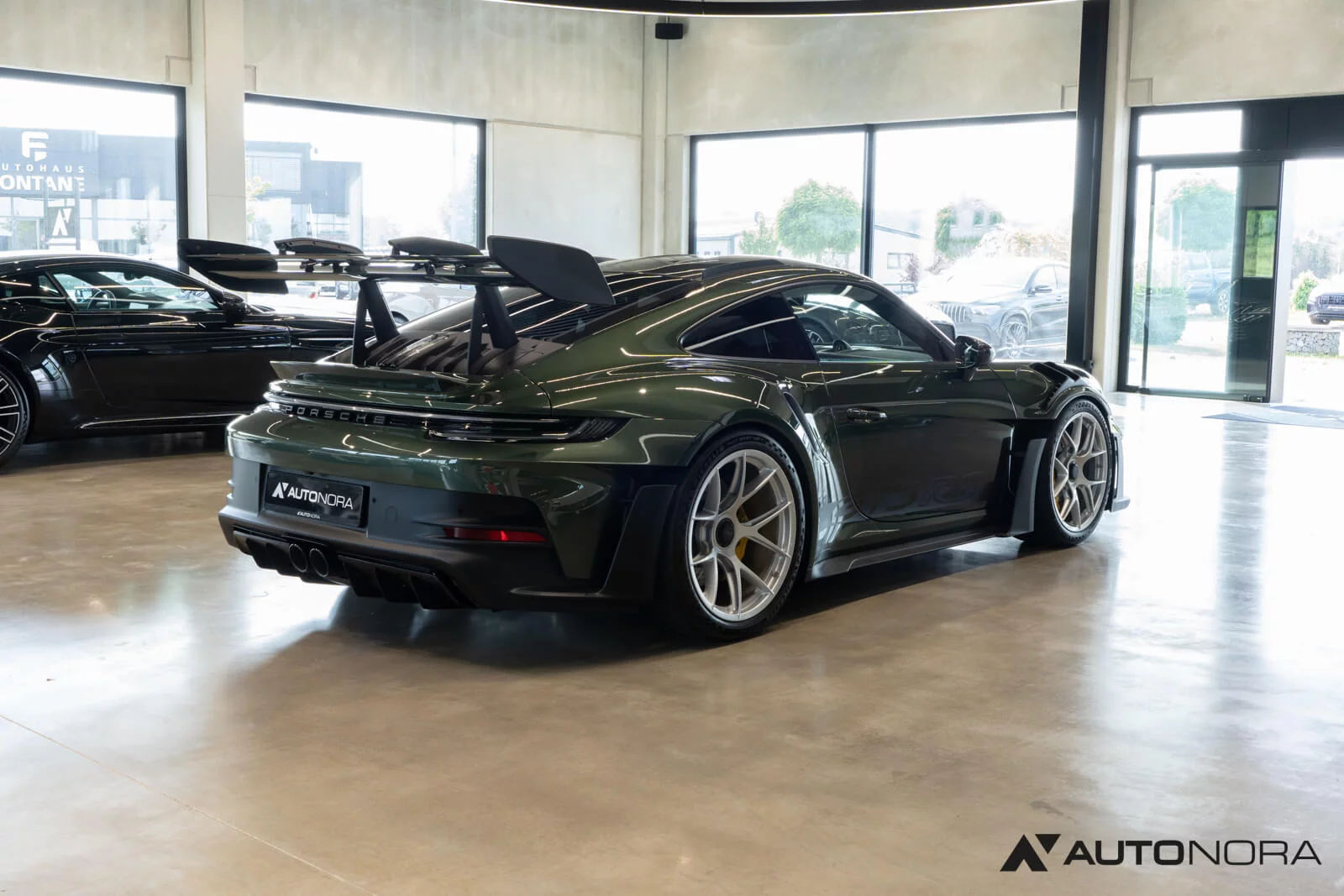 Oak Green Metallic Porsche 911 GT3 RS