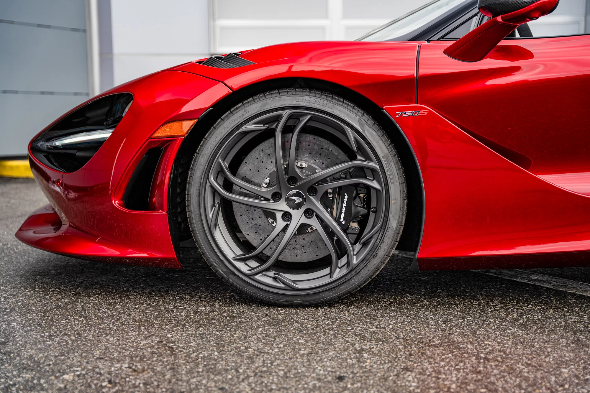 Volcano Red McLaren 750S