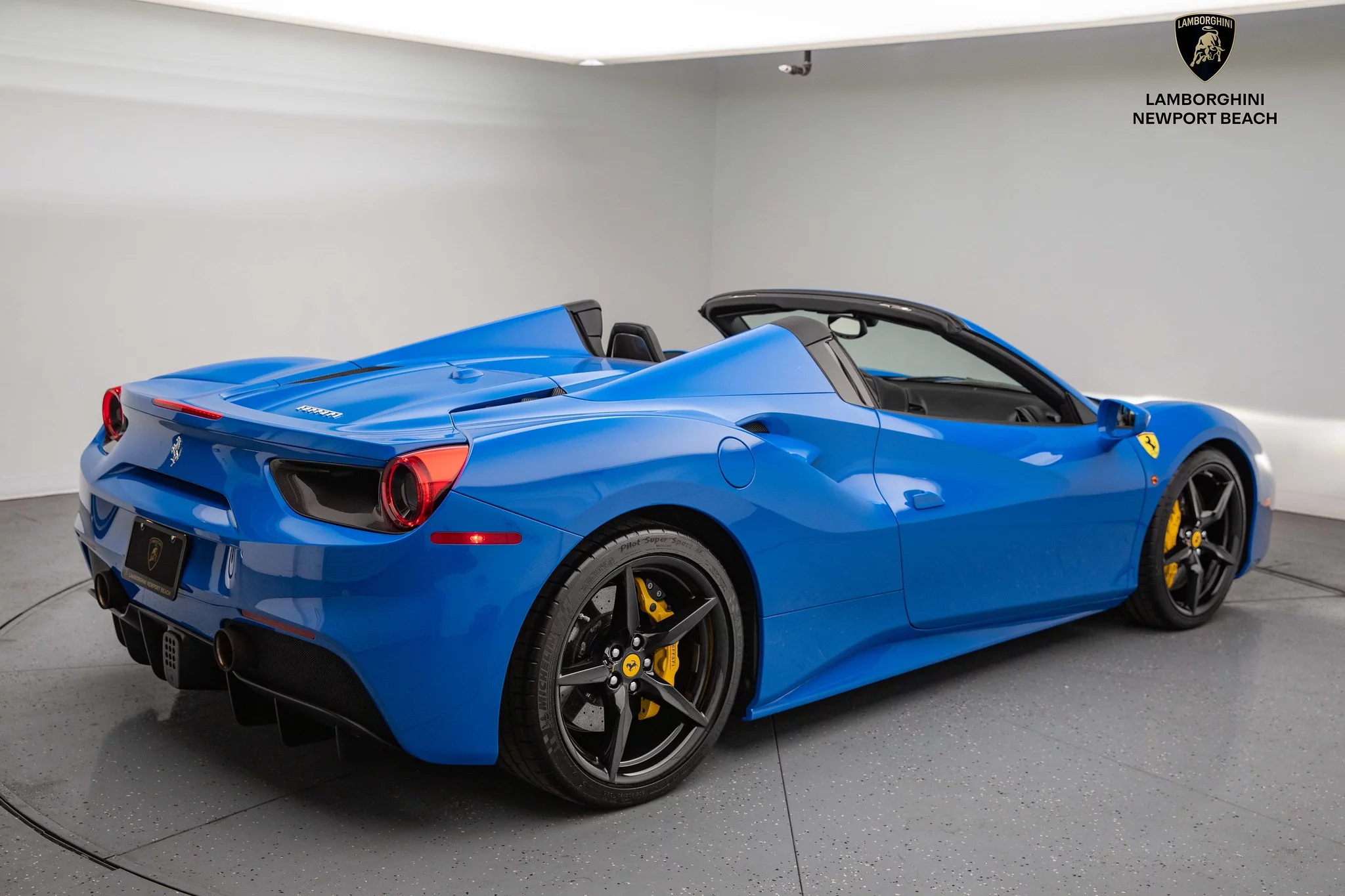 Azzurro Dino Ferrari 488