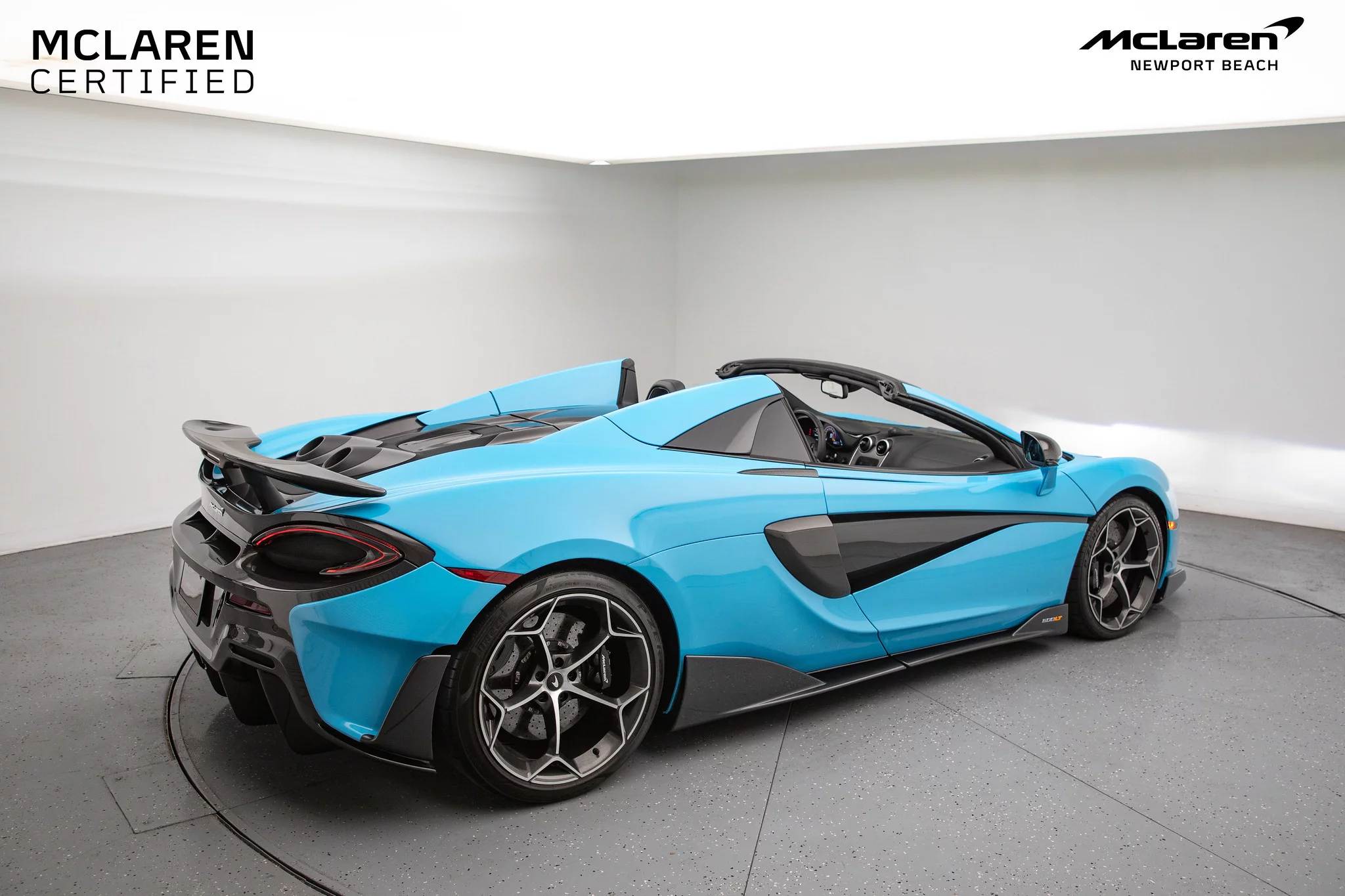 Curacao Blue McLaren 600LT