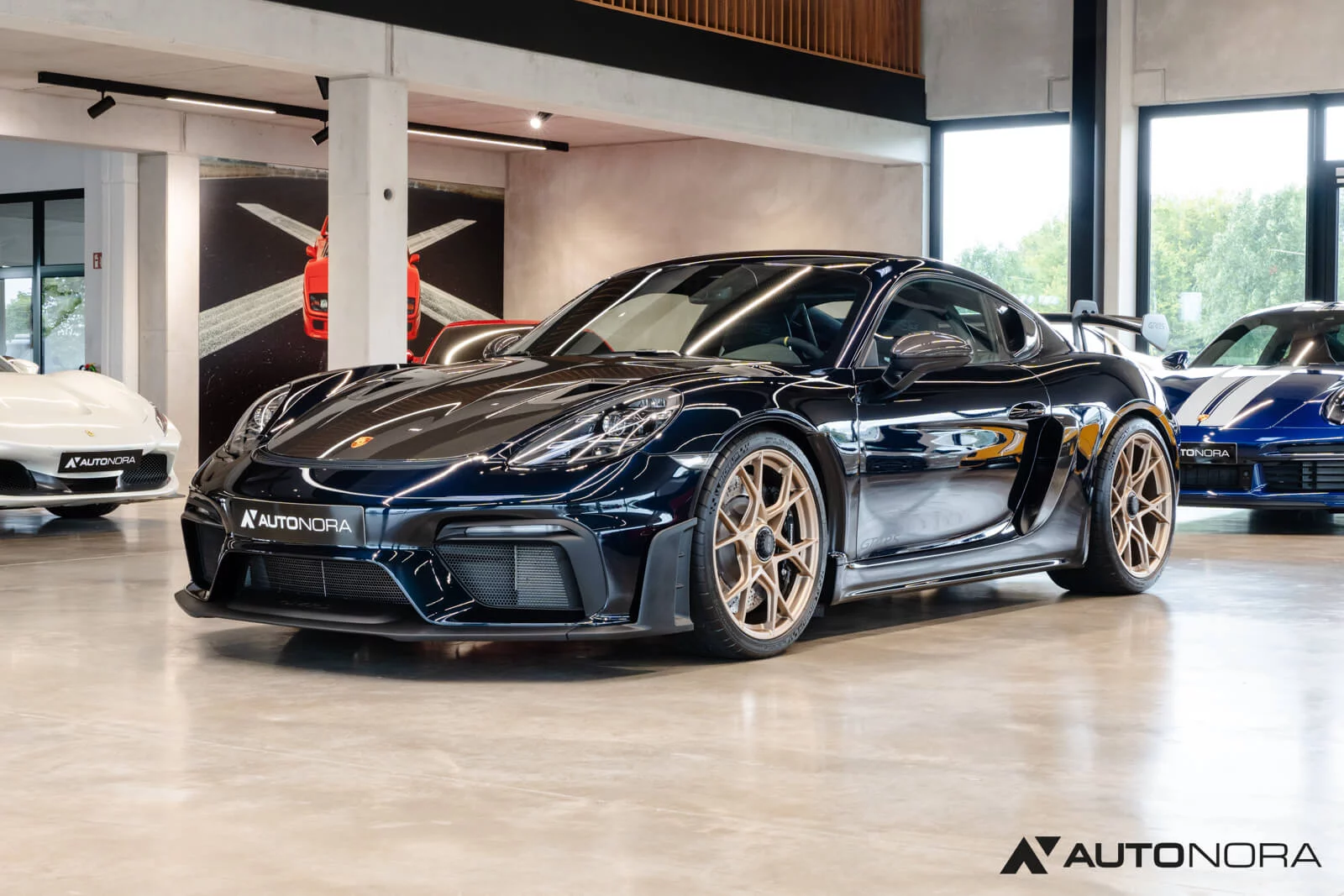 Moonlight Blue Metallic Porsche 718 Cayman GT4 RS