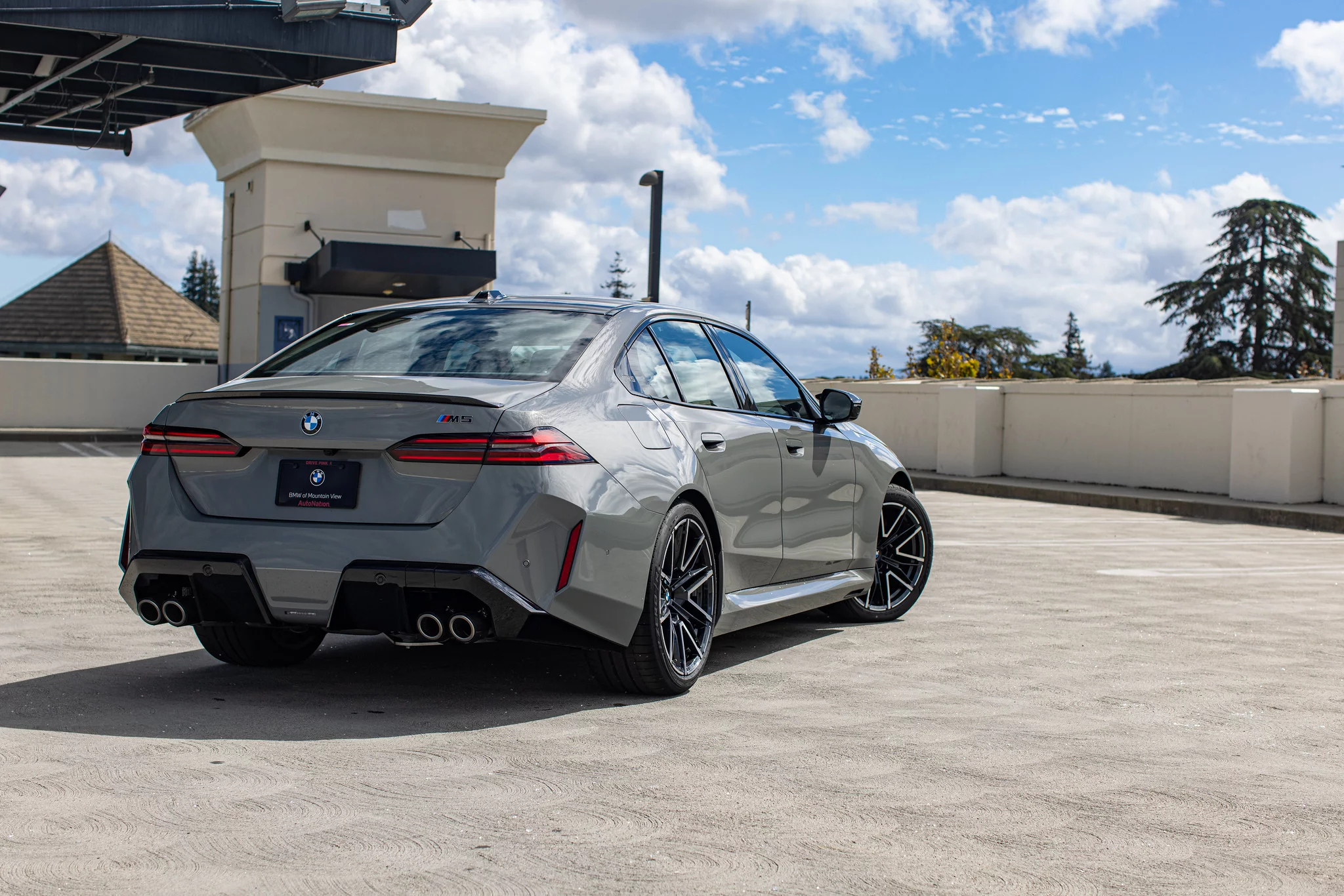 Lime Rock Grey BMW M5