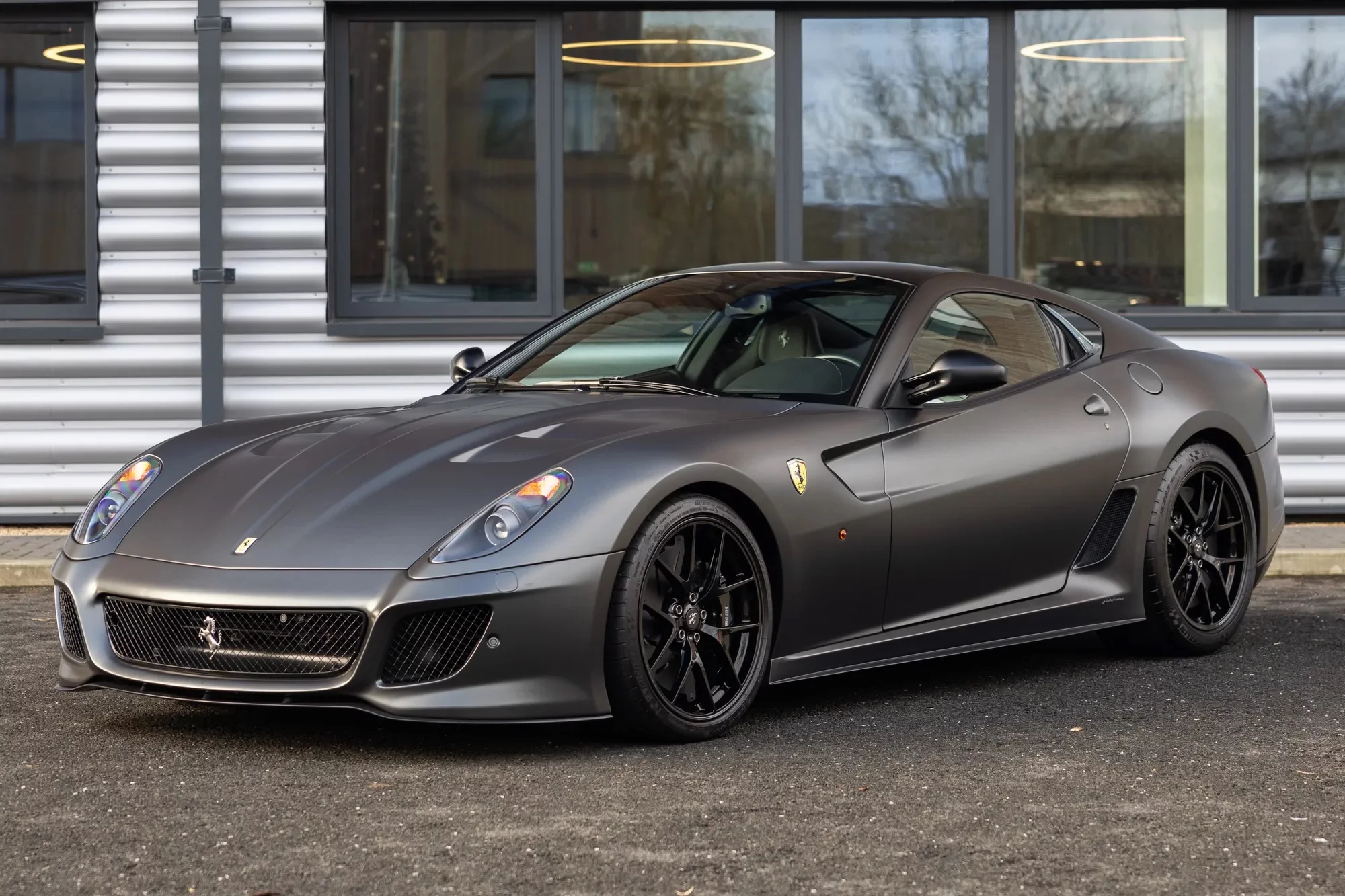 Grigio Silverstone Opaco Ferrari 599