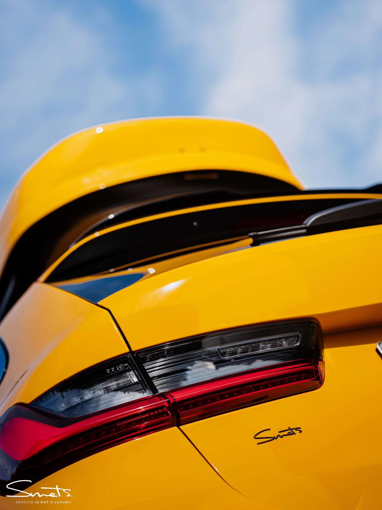 Atacama Yellow BMW M3