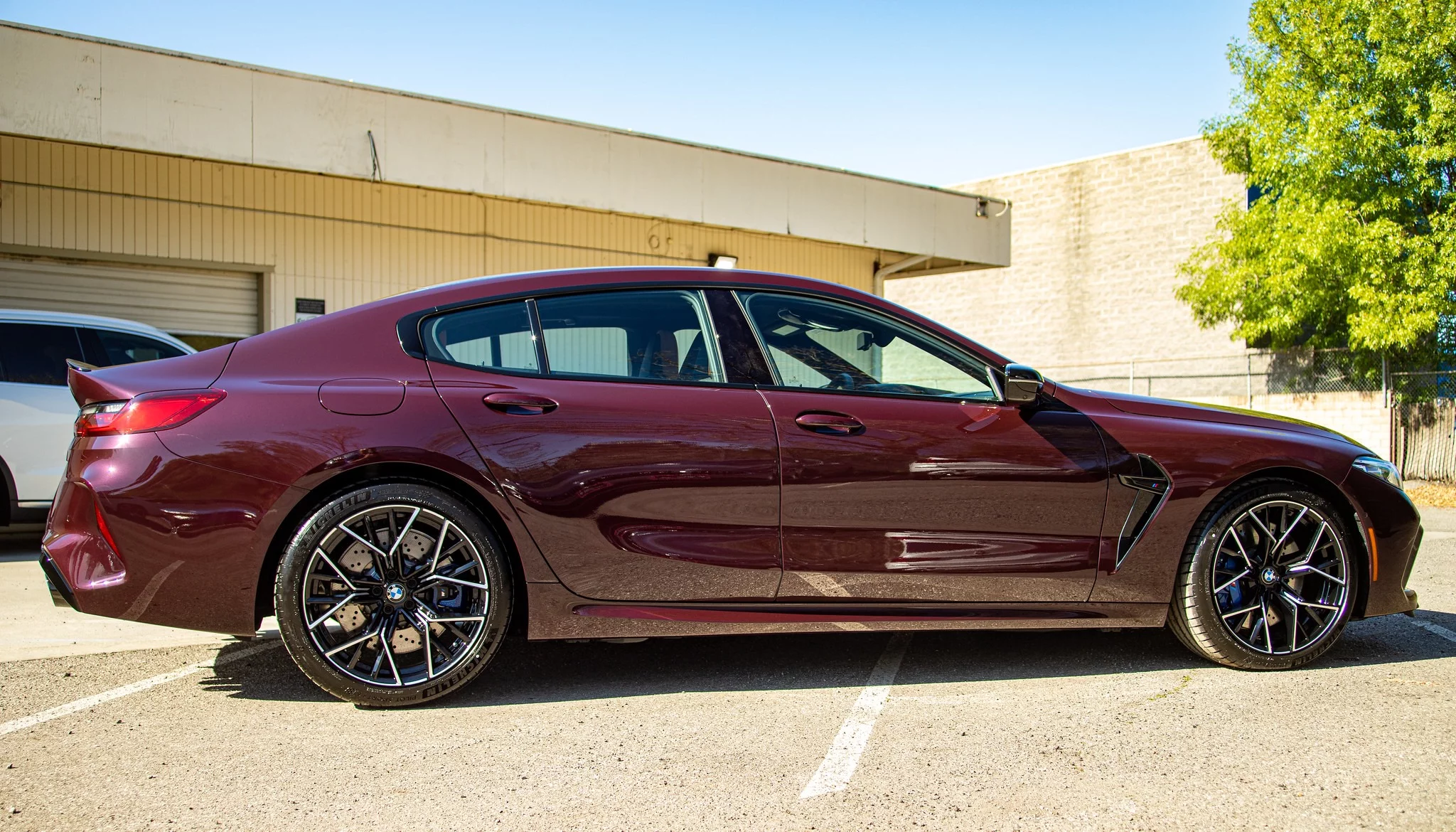 Ametrin BMW M8