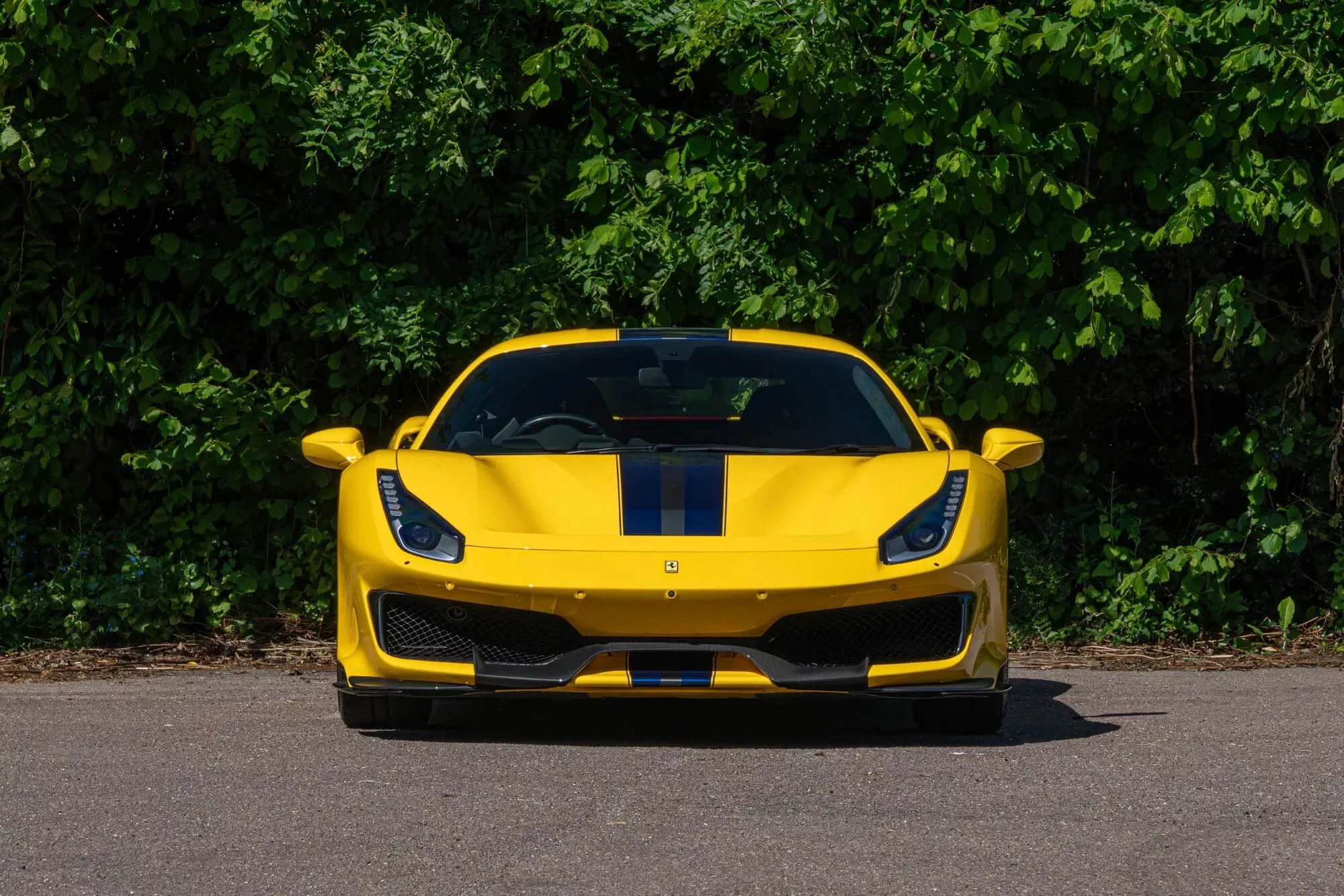 Giallo Modena Ferrari 488