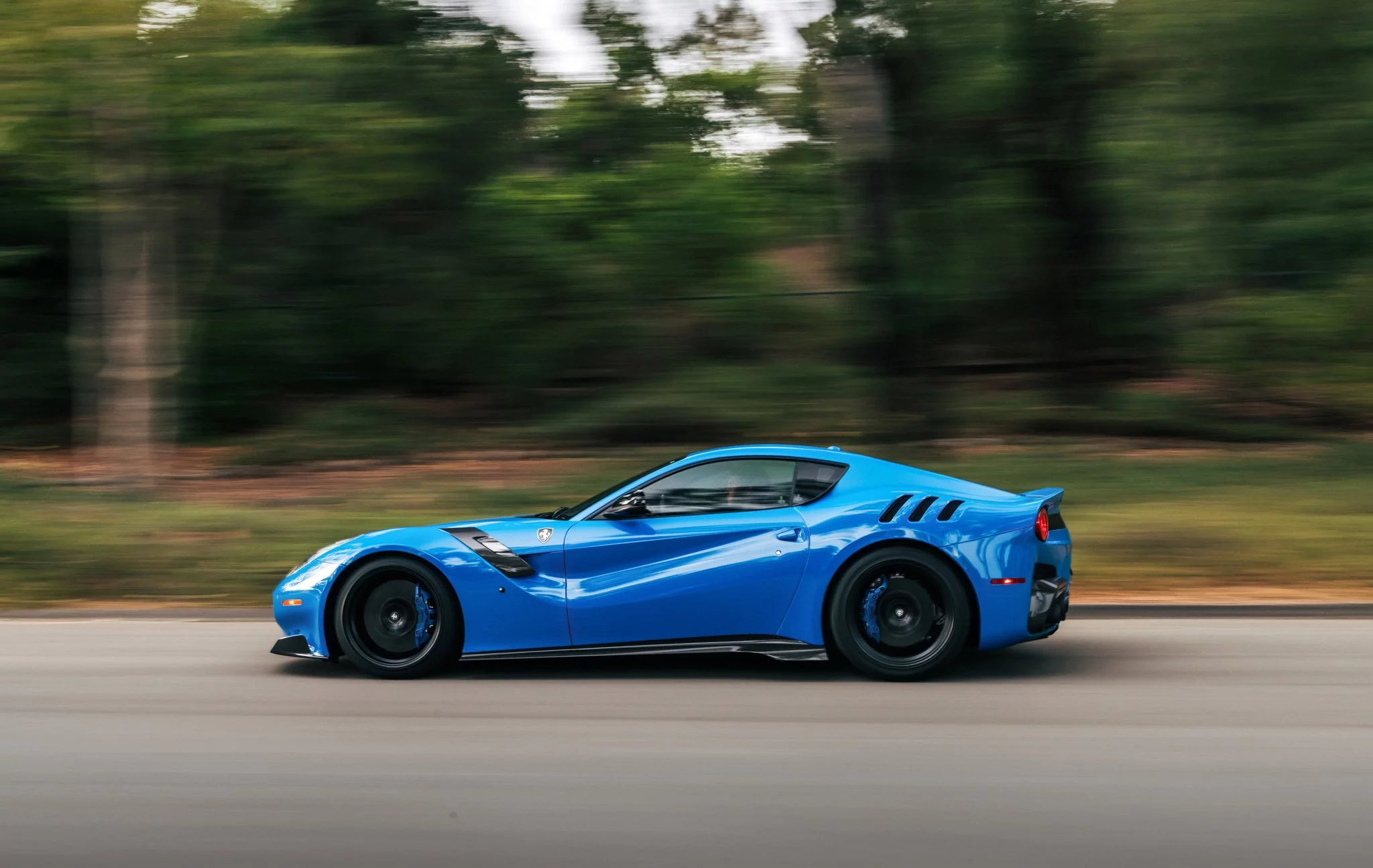 Azzurro Dino Ferrari F12